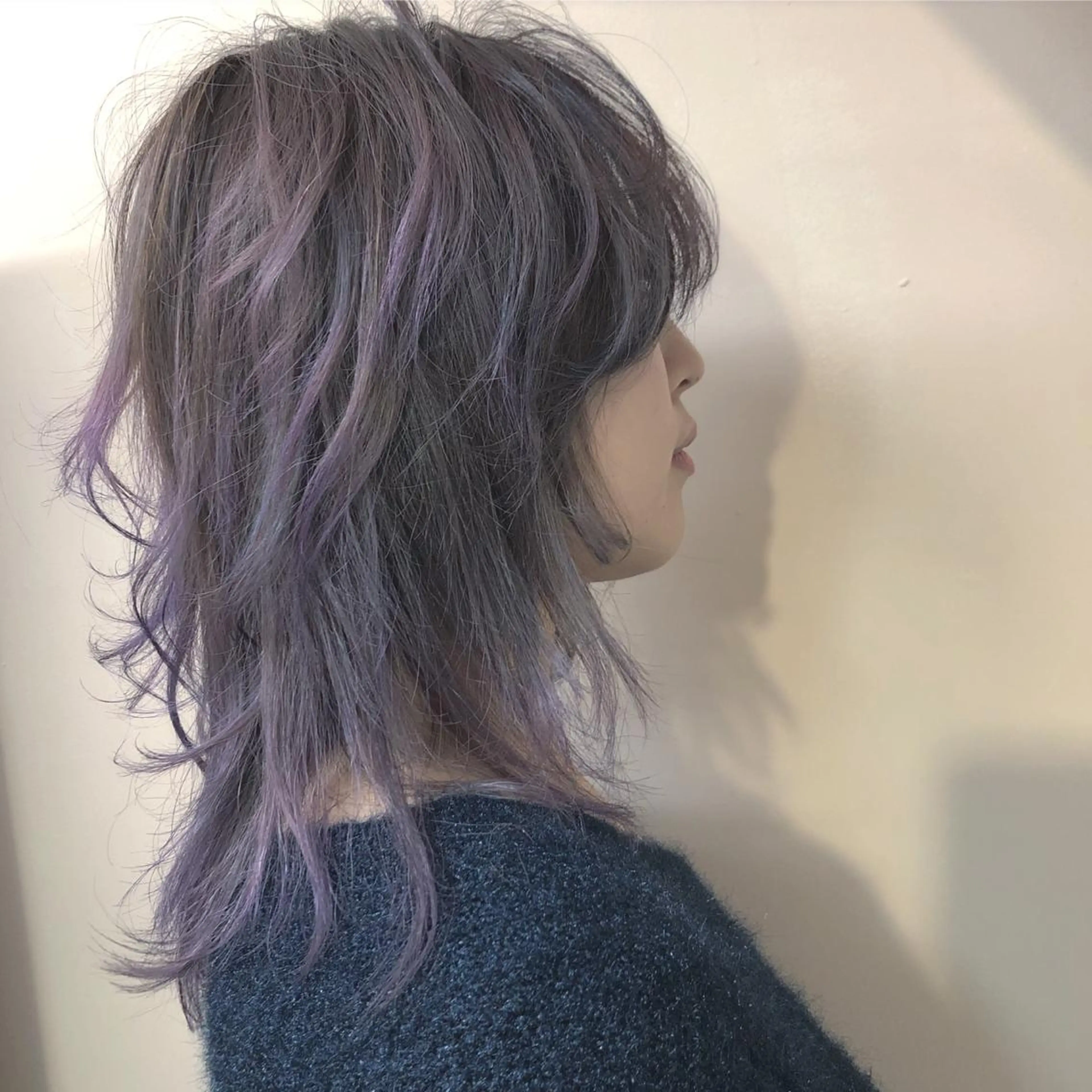 セミロング カラー グラデーションカラー パープルカラー ハイレイヤー レイヤーカット ORIKA 美容室のヘアスタイル