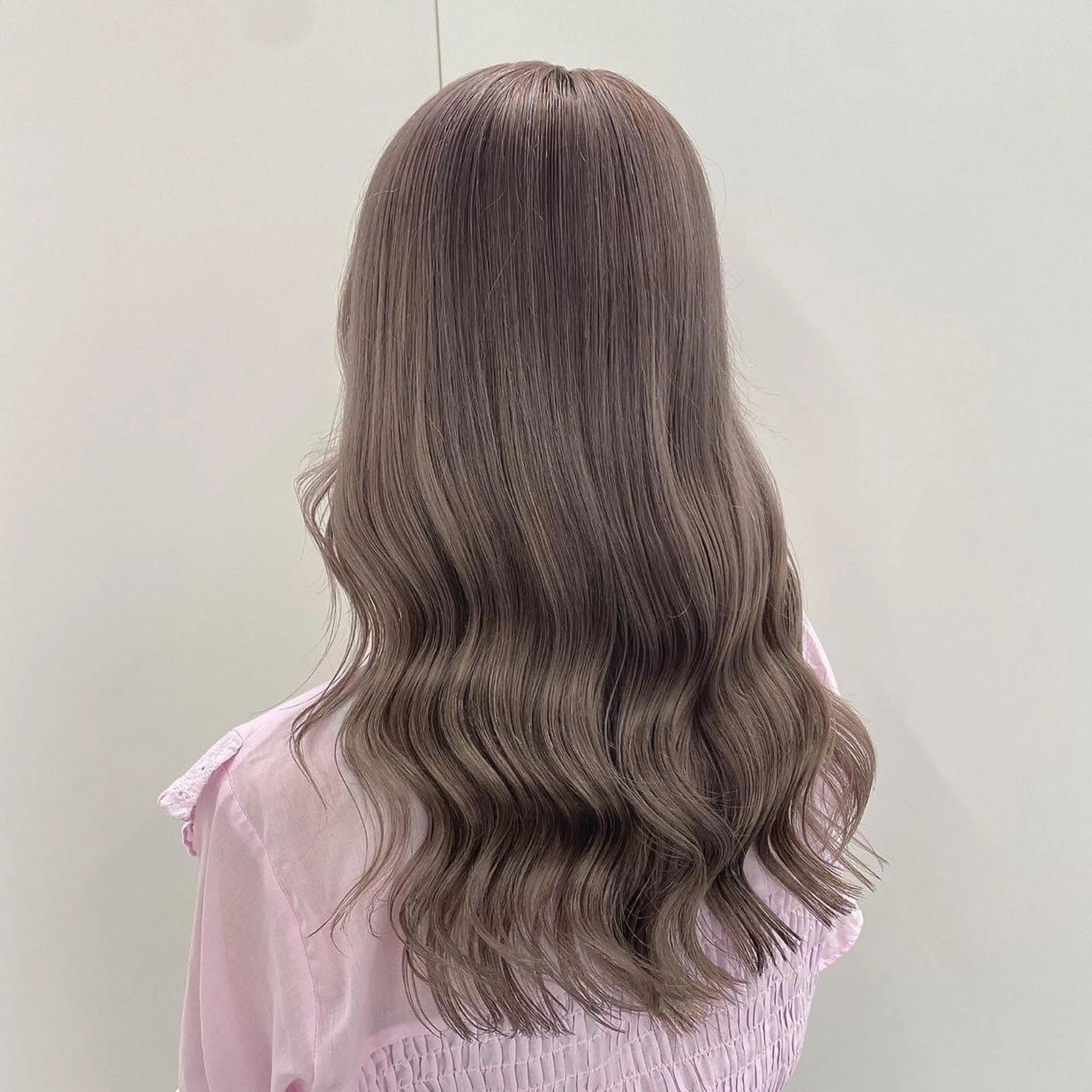 ロング カラー エフェクトブリーチ 🌟前澤啓太朗のヘアスタイル