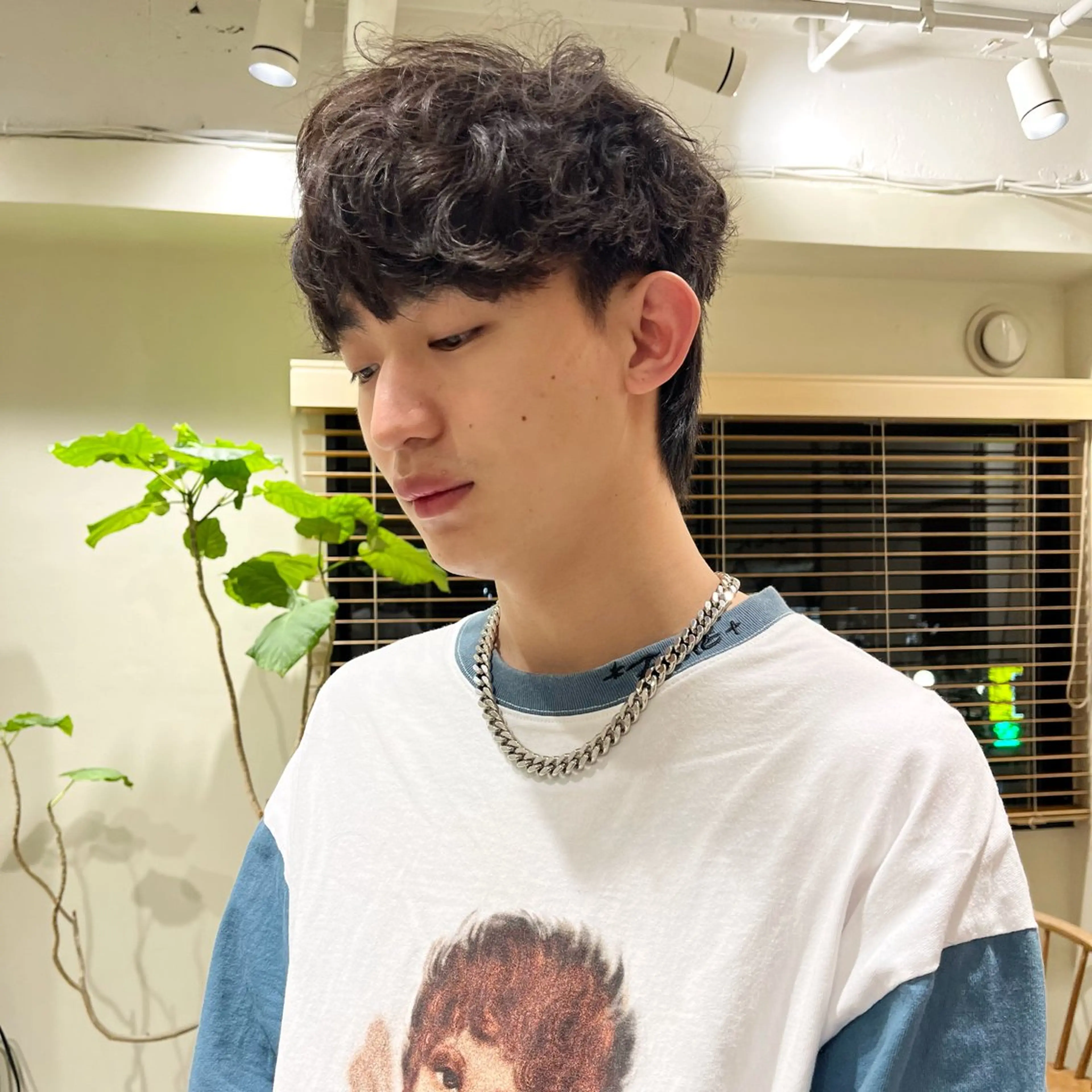 パーマ メンズ カット ヘアカラー パーマ 縮毛矯正 エクステ ヘッドスパ ヘアセット 🦮shiori アイドルオタク🦮のヘアスタイル