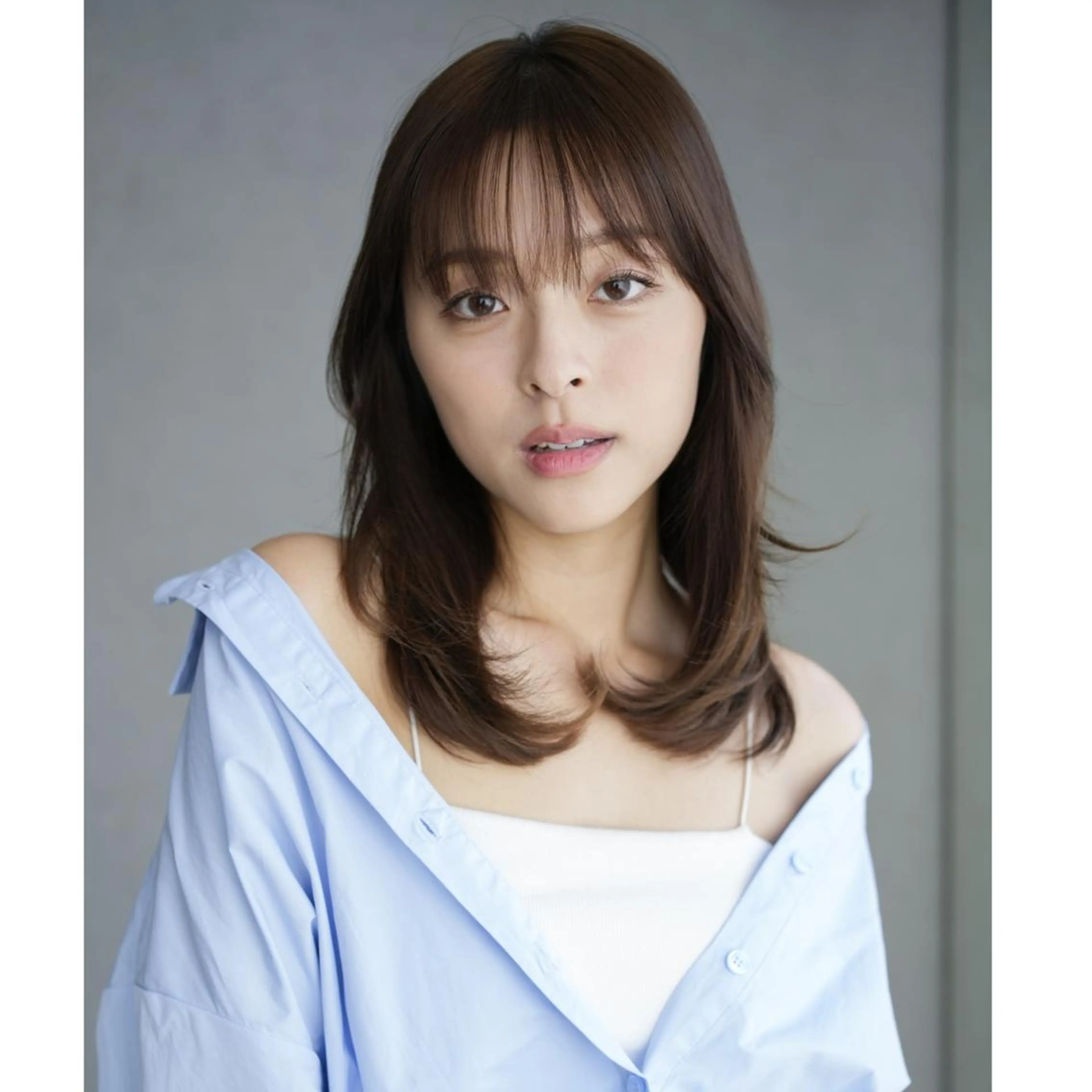 セミロング カラー レイヤーカット ITbyALBUM 松戸のヘアスタイル