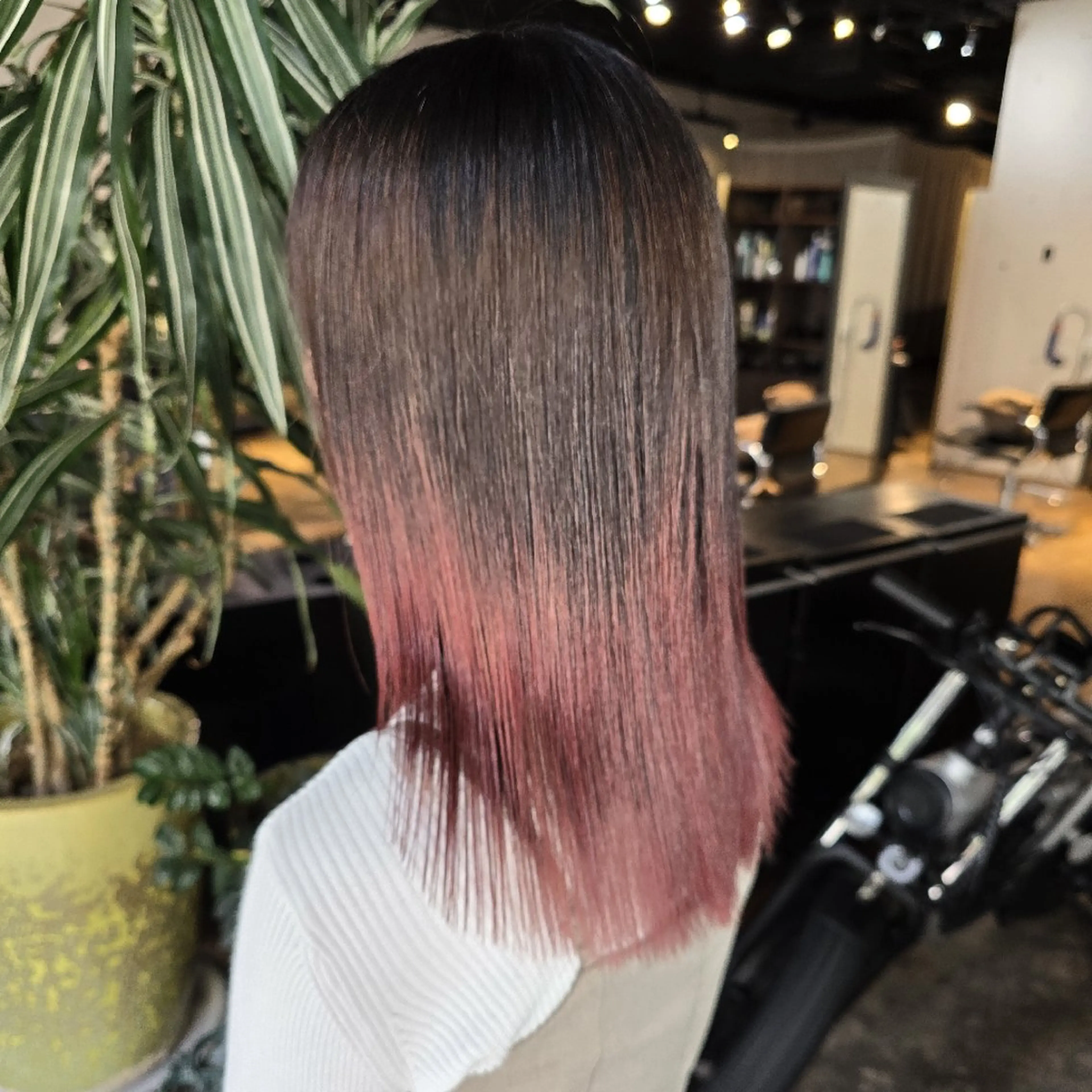 ロング カラー ブリーチ ピンクカラー ハヤシ マユ ✂ 府中美容室のヘアスタイル