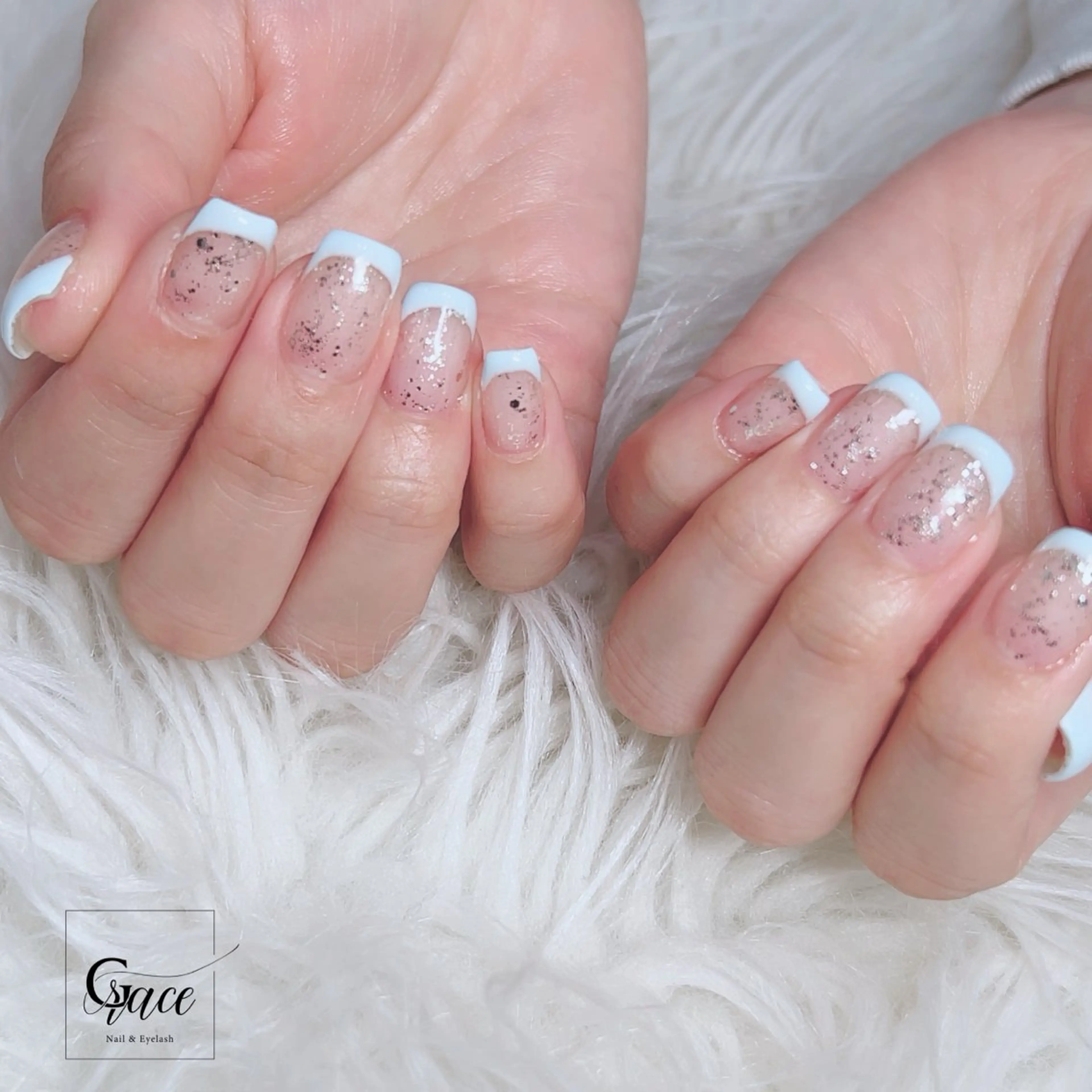 【オフなし】フレンチネイルの写真