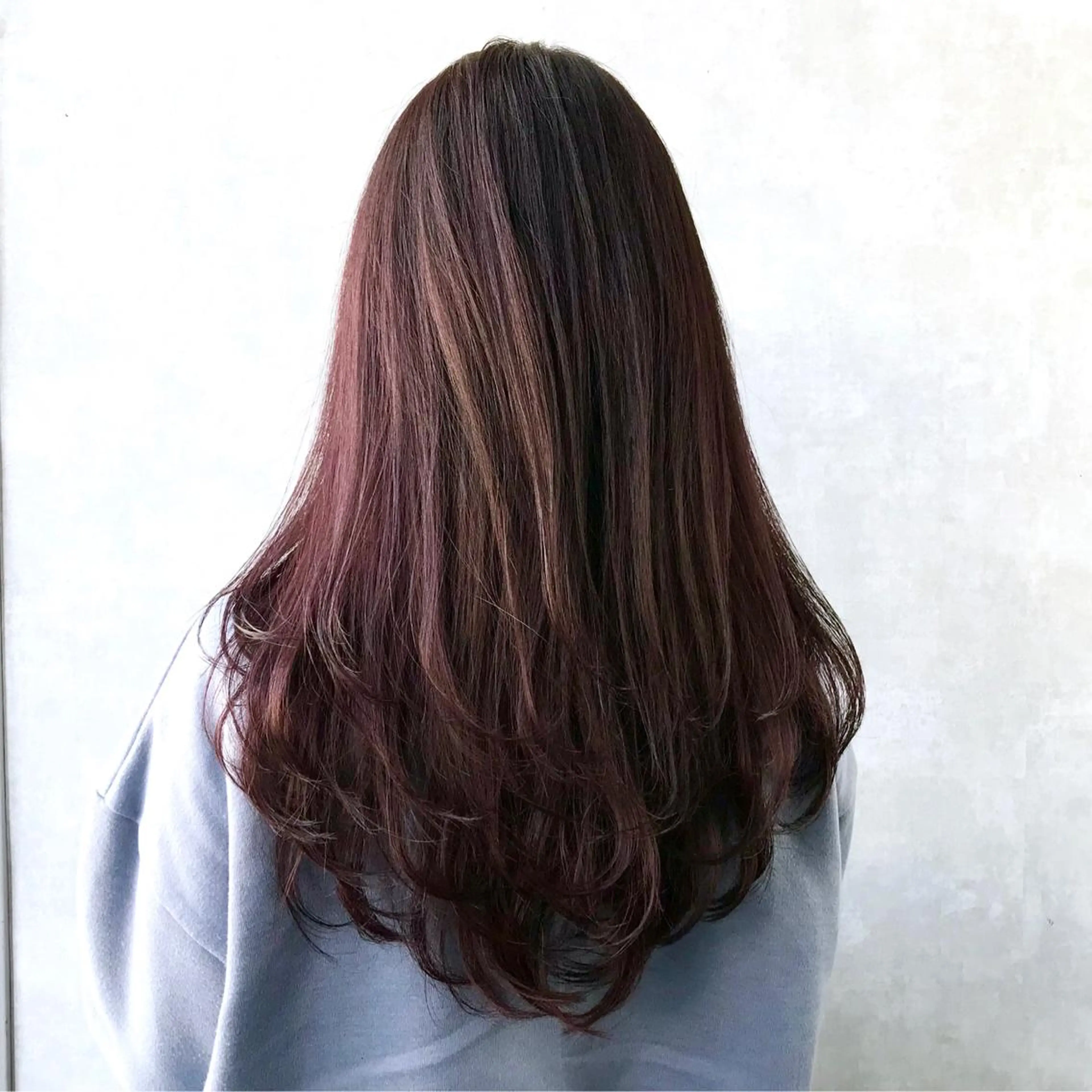 ロング ヨシンモリ ムルギョル巻き 韓国風ヘア レイヤーカット シースルーバング K-POP好き美容師 🇰🇷Kai.Yのヘアスタイル