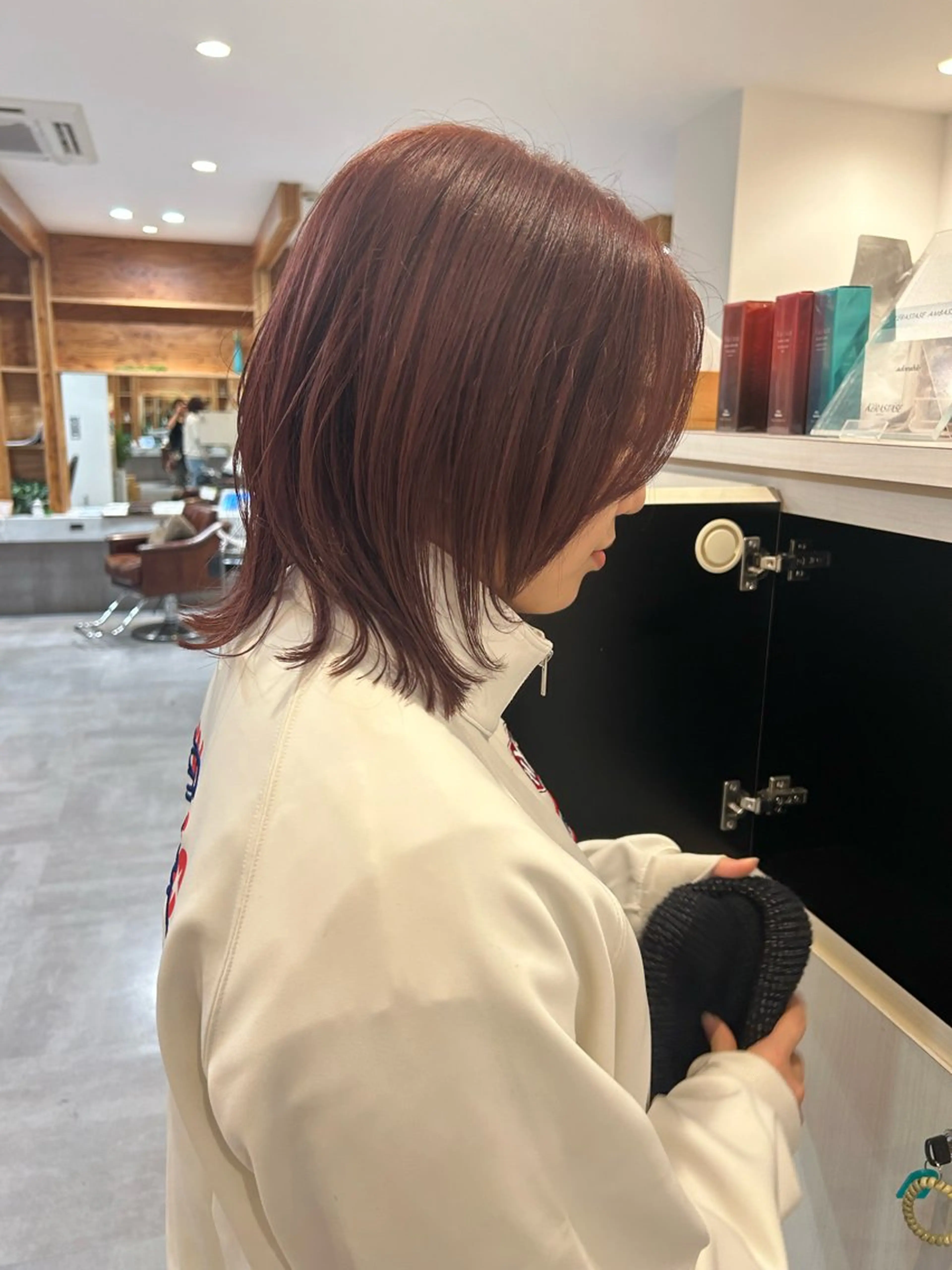 ミディアム レイヤーカット adorable 樋口円のヘアスタイル