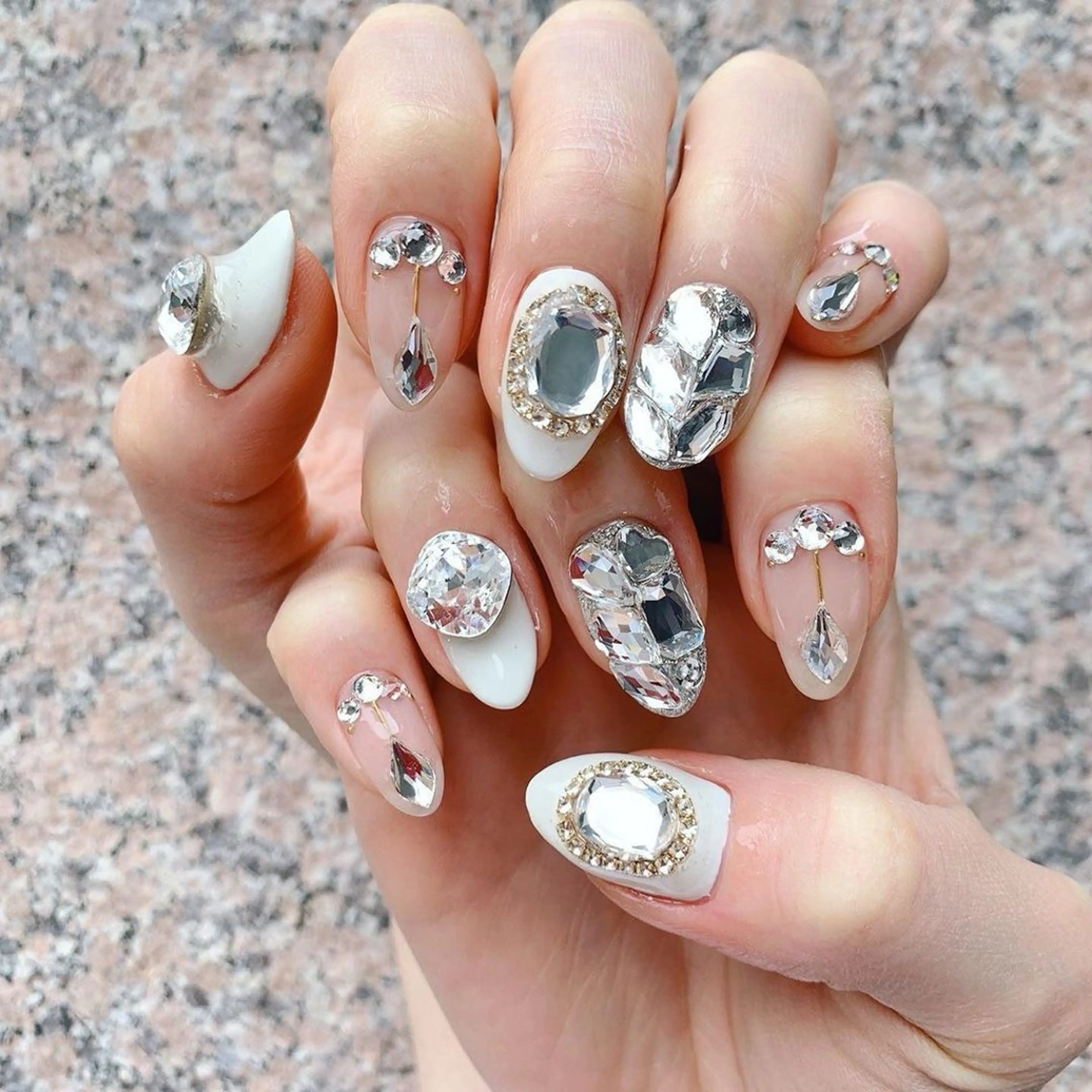 ミディアム T&D NailSalonのネイルデザイン