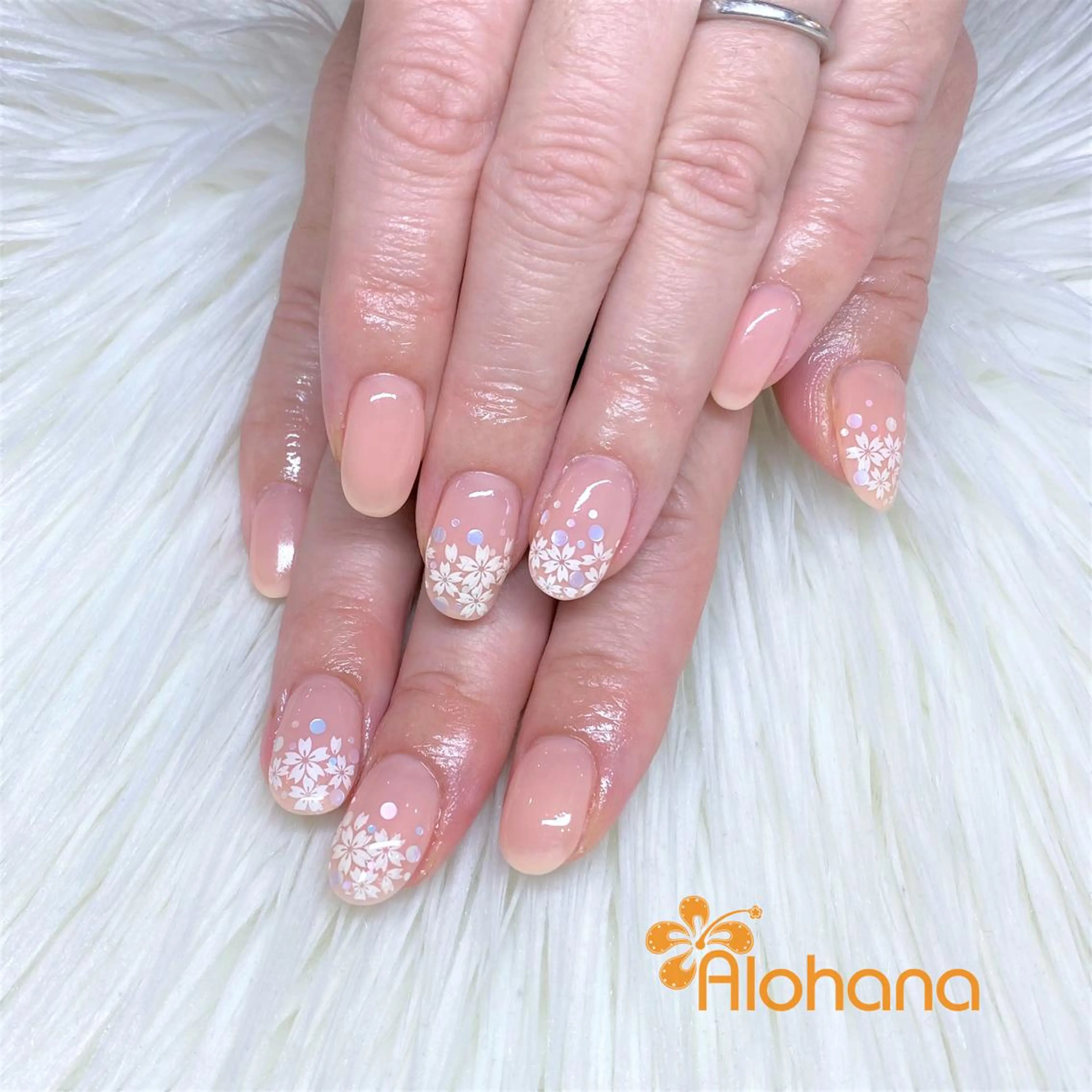 ネイル 桜ネイル ハンドネイル Alohana Minaのネイルデザイン