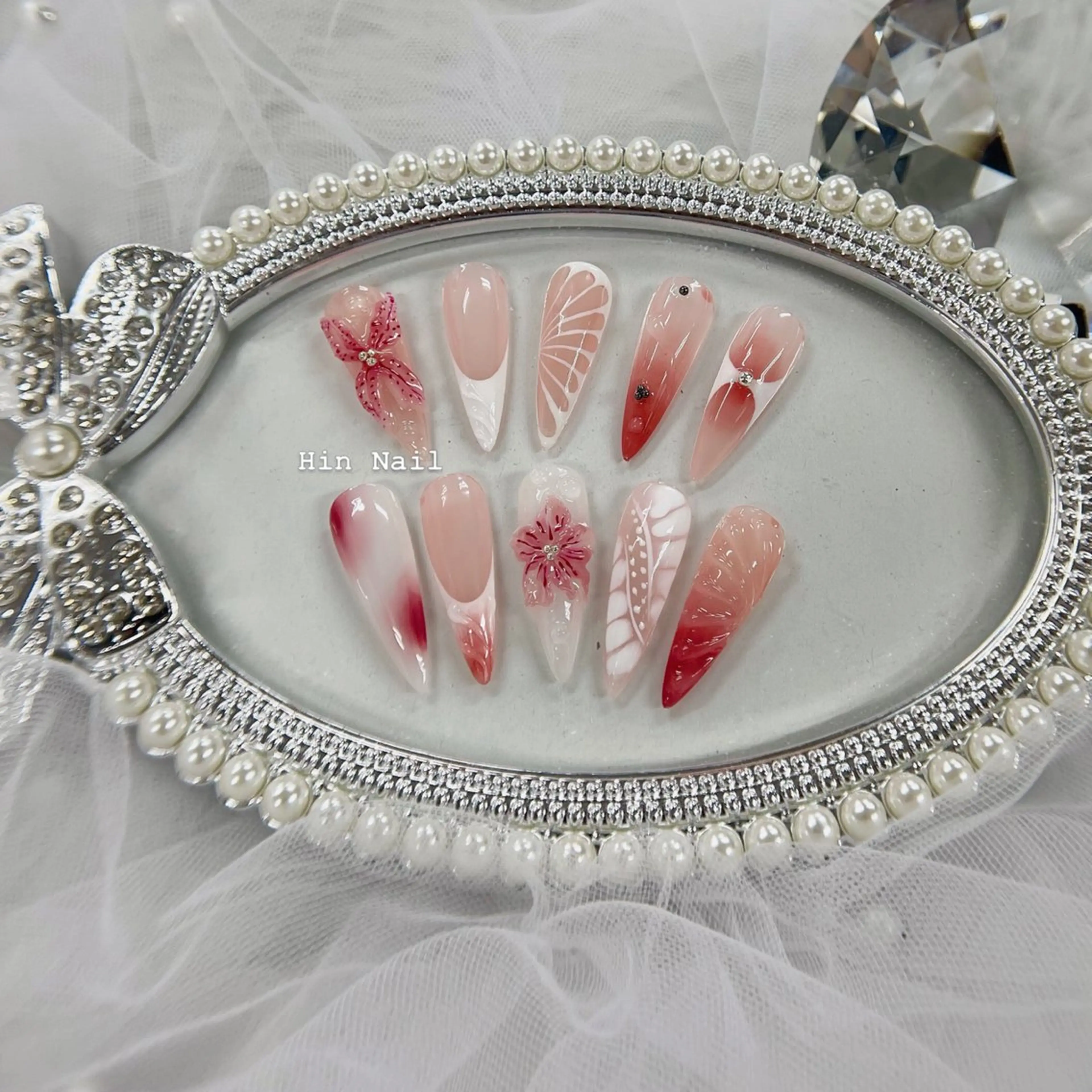 ネイル ハンドネイル HIN NAILのネイルデザイン