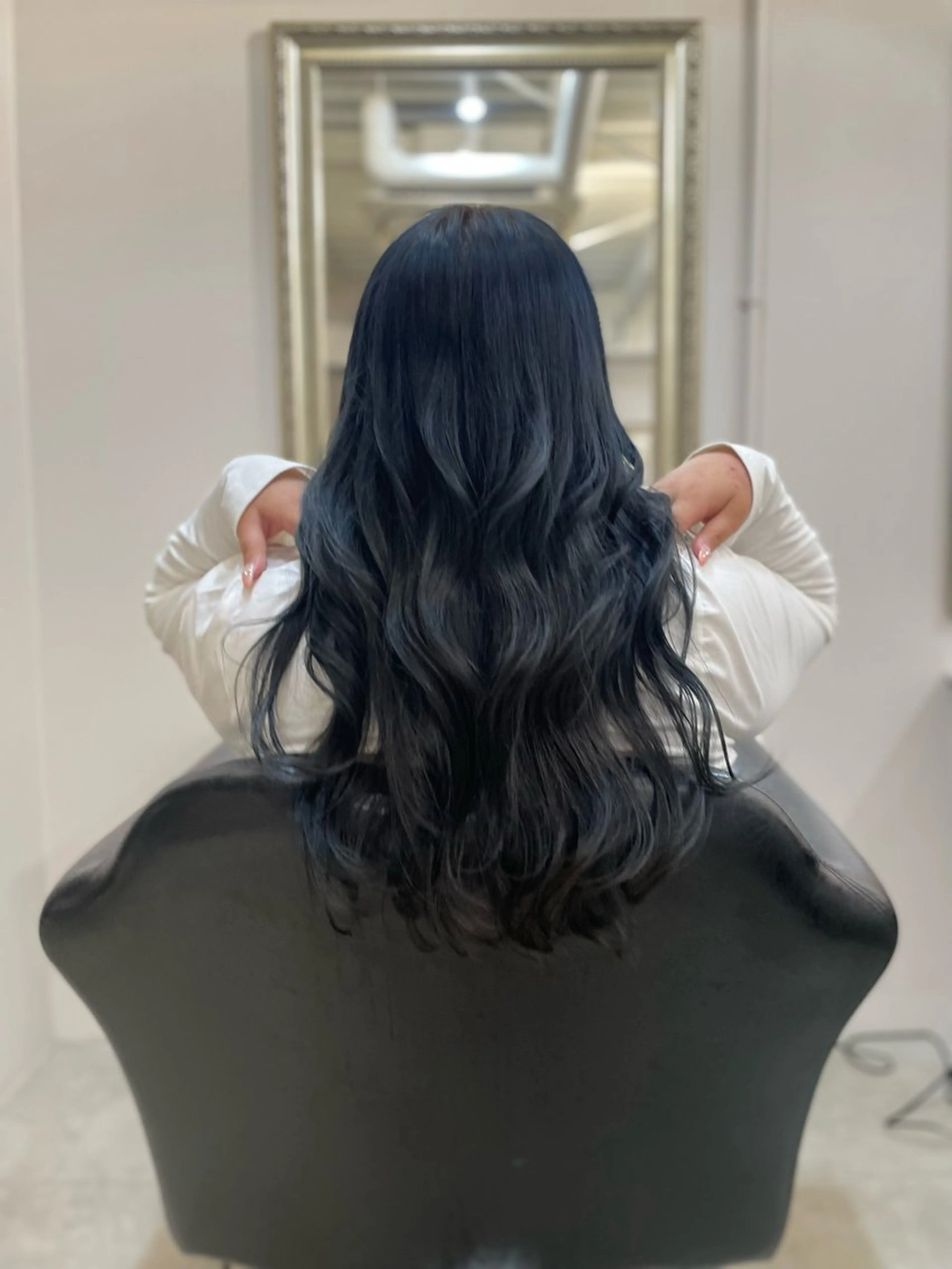 ロング カラー 黒髪 ブルーカラー ブルーブラック 縮毛矯正 バレイヤージュモデル 募集👒ヨンスクのヘアスタイル