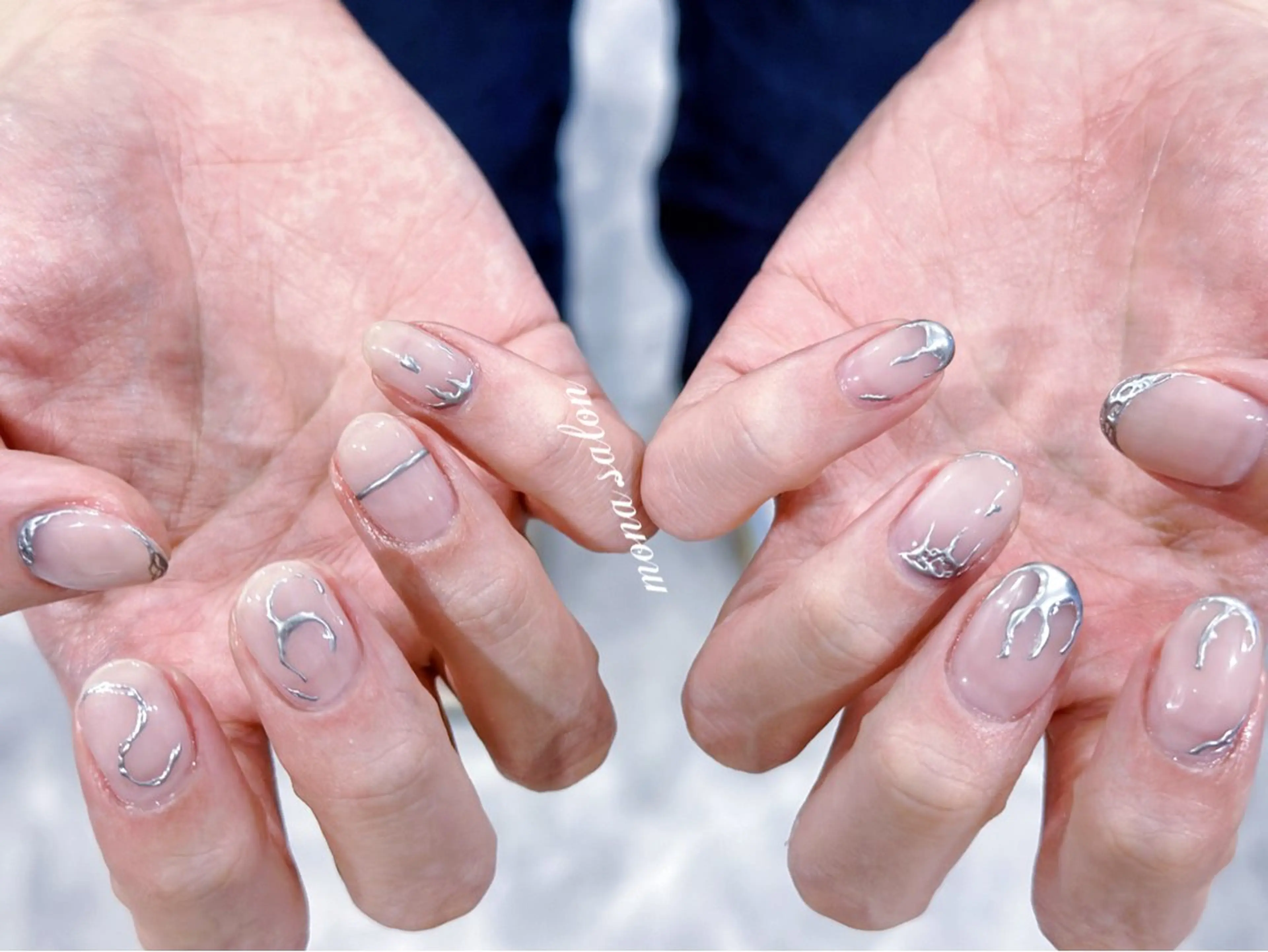 ネイル ハンドネイル Mona【パラジェル ・長さ出し専門店】のネイルデザイン