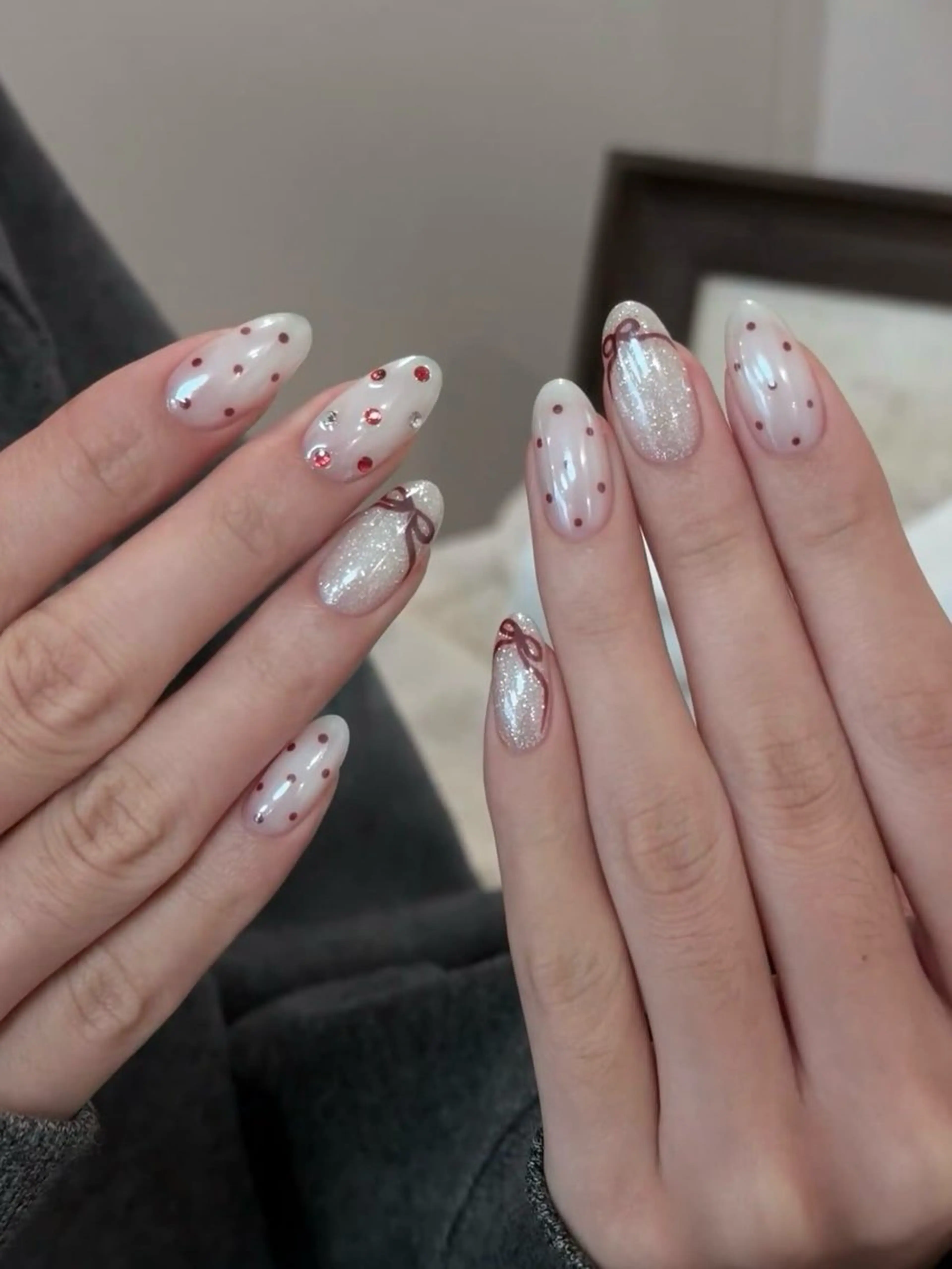 ネイル チークネイル フレンチネイル グラデーション キラキラネイル 韓国ネイル Minette nailHuongのネイルデザイン