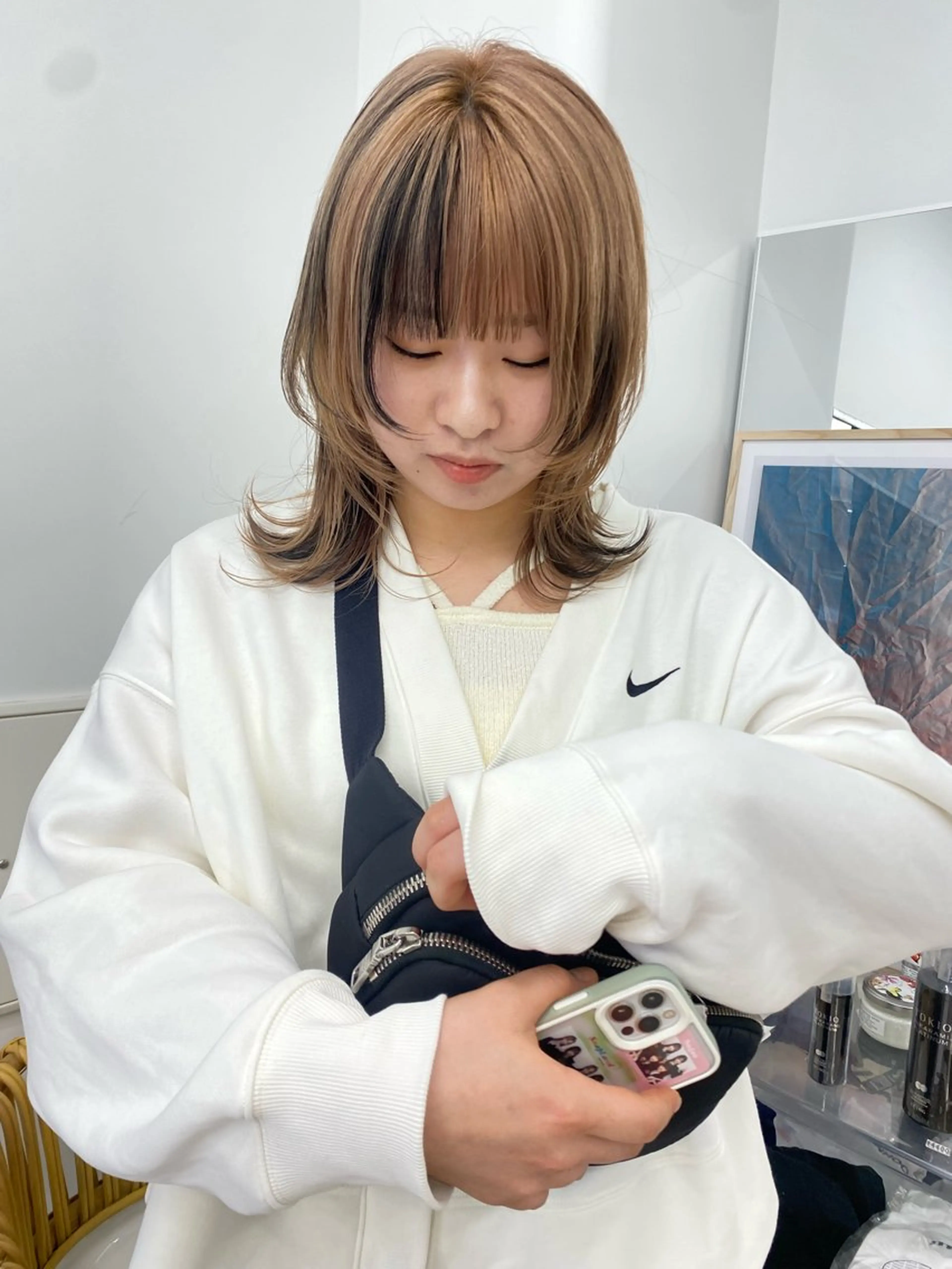 ミディアム ヘアカラー ボブ/ハイトーン REINAのヘアスタイル