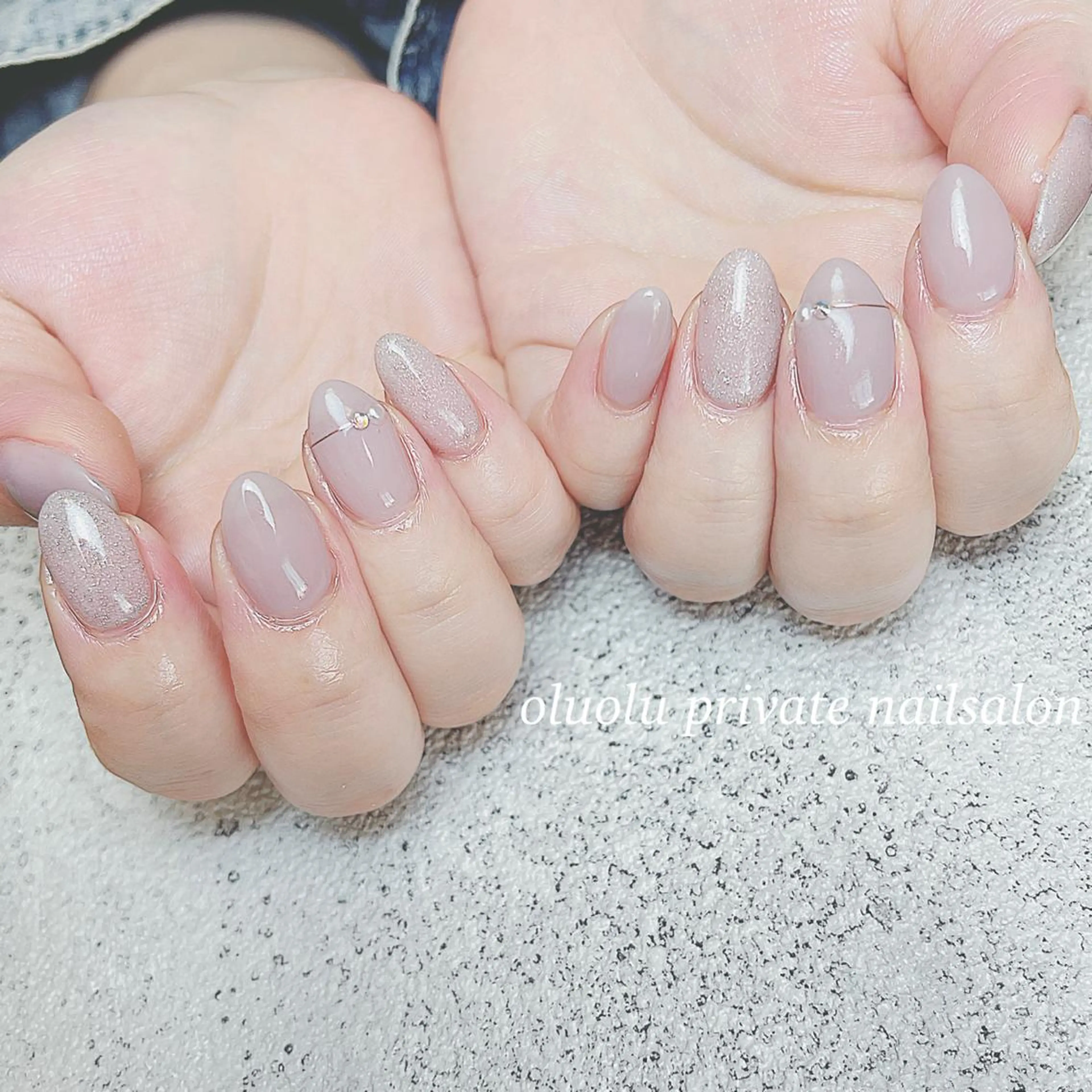 ネイル アートネイル フットネイル ジェルネイル ニュアンスネイル オフィスネイル ハンドネイル 大村 紬華のネイルデザイン