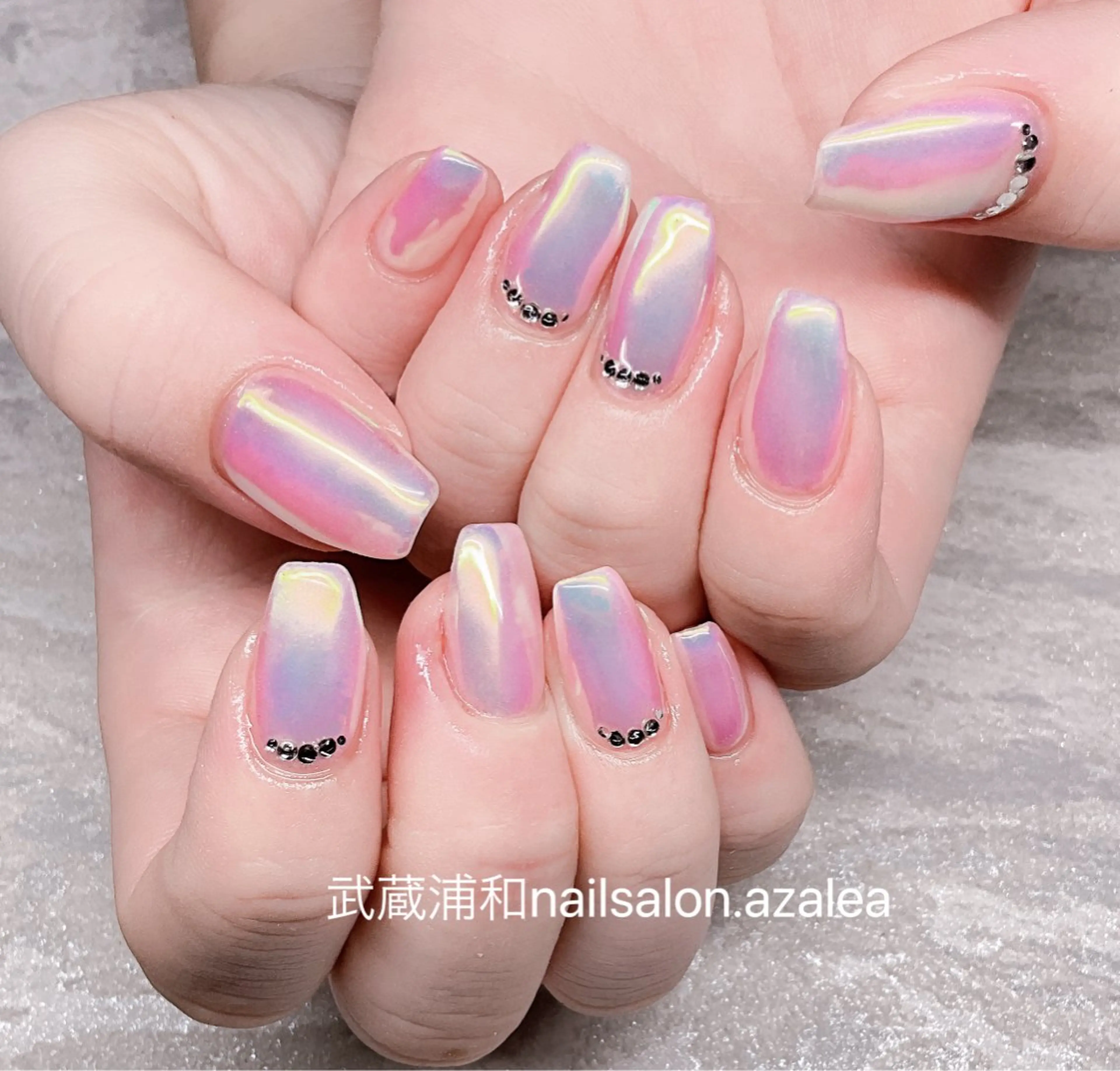 ネイル ハンドネイル R inのネイルデザイン