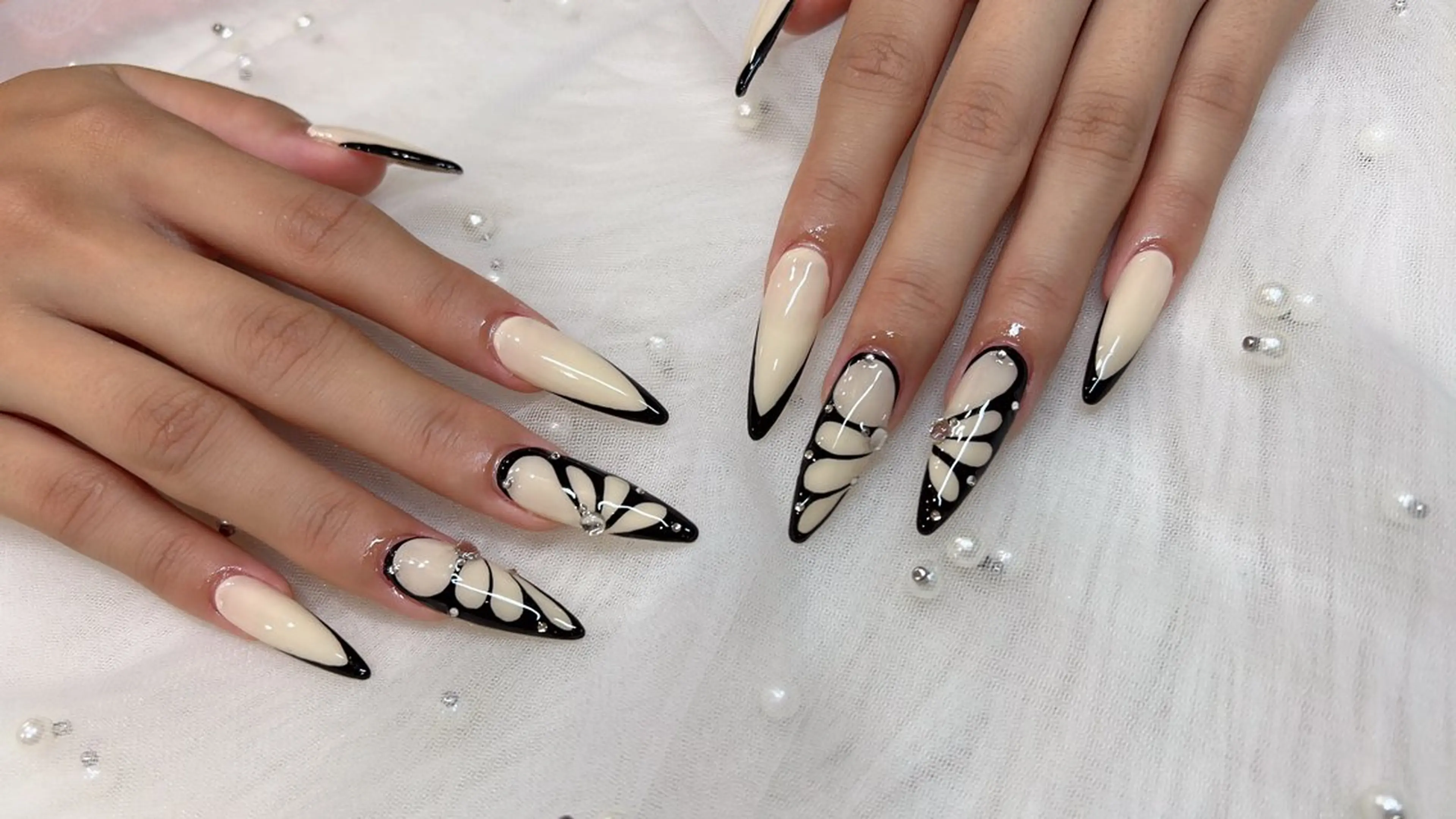 ネイル ハンドネイル 《LB》ラブリエ Nail&eyeのマツエク・マツパデザイン