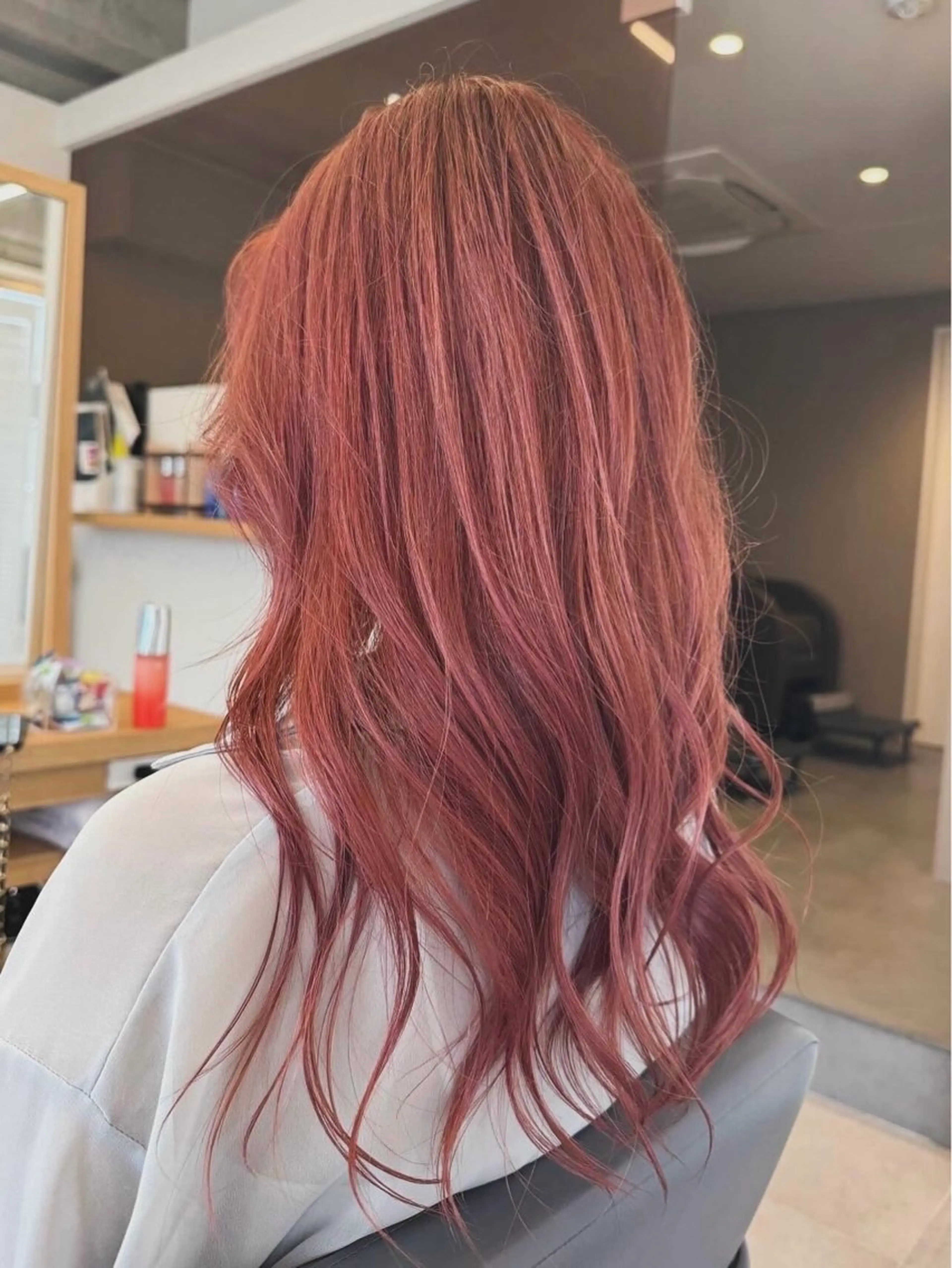 ロング カラー カット ヘアカラー Ore🫧タナカマヤ /柔らかい質感カラーのヘアスタイル