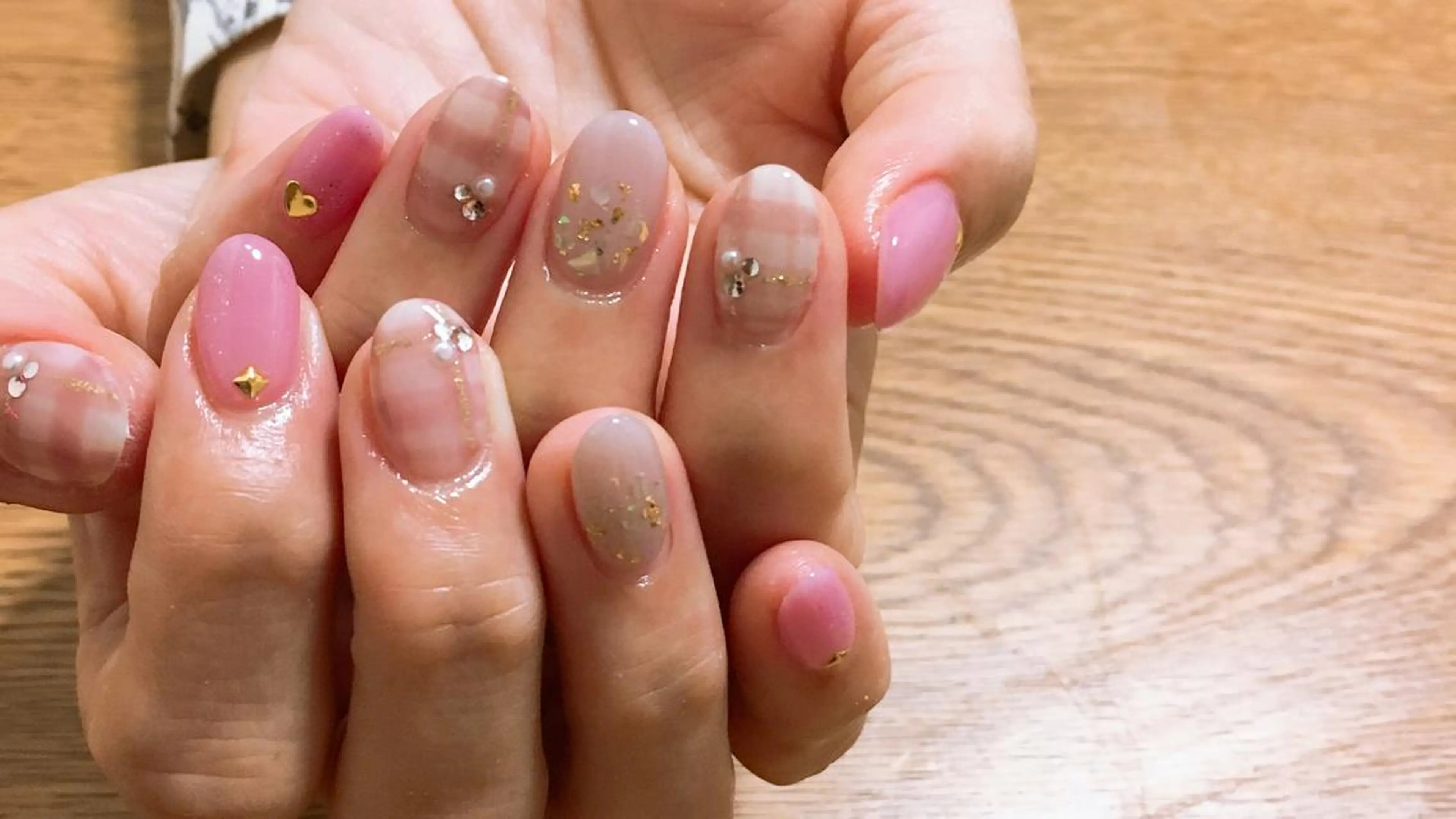 ネイル Lino nailのネイルデザイン