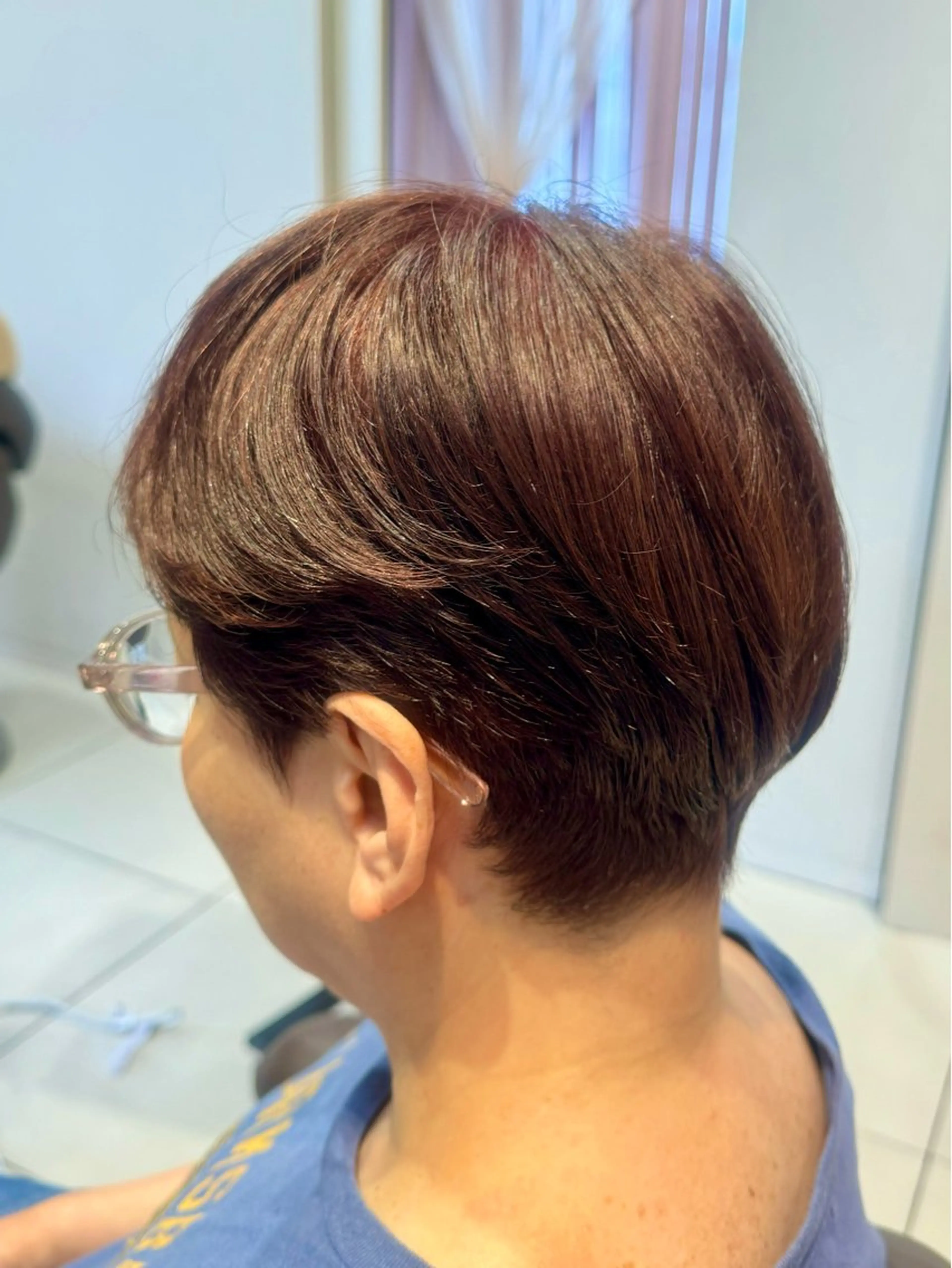 ショート カラー ブラウンカラー レッドカラー レッドブラウン 暖色/レイヤーカット /艶髪/髪質改善/のマツエク・マツパデザイン