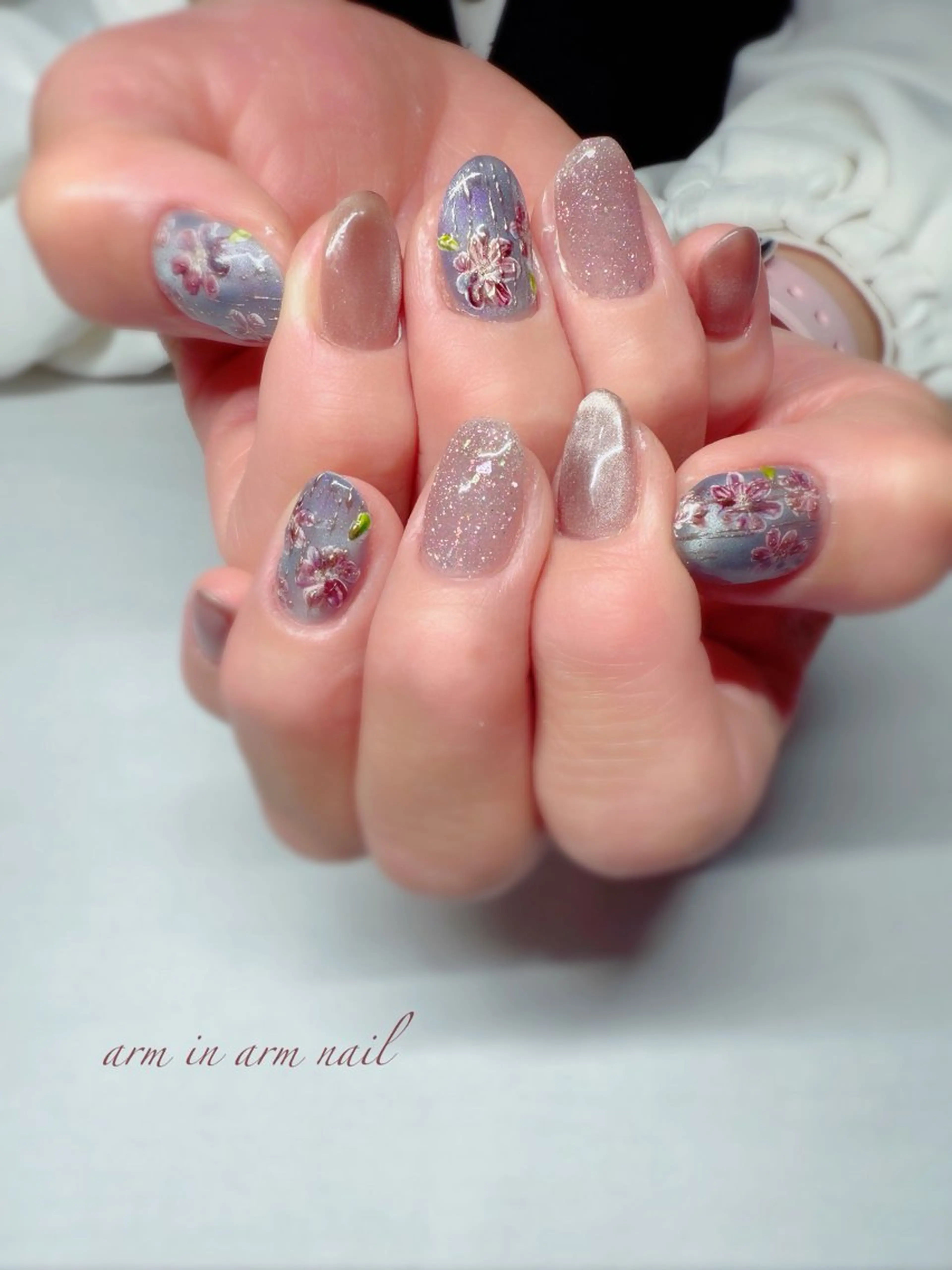 ネイル arm in arm ︎✿Yamamotoのマツエク・マツパデザイン