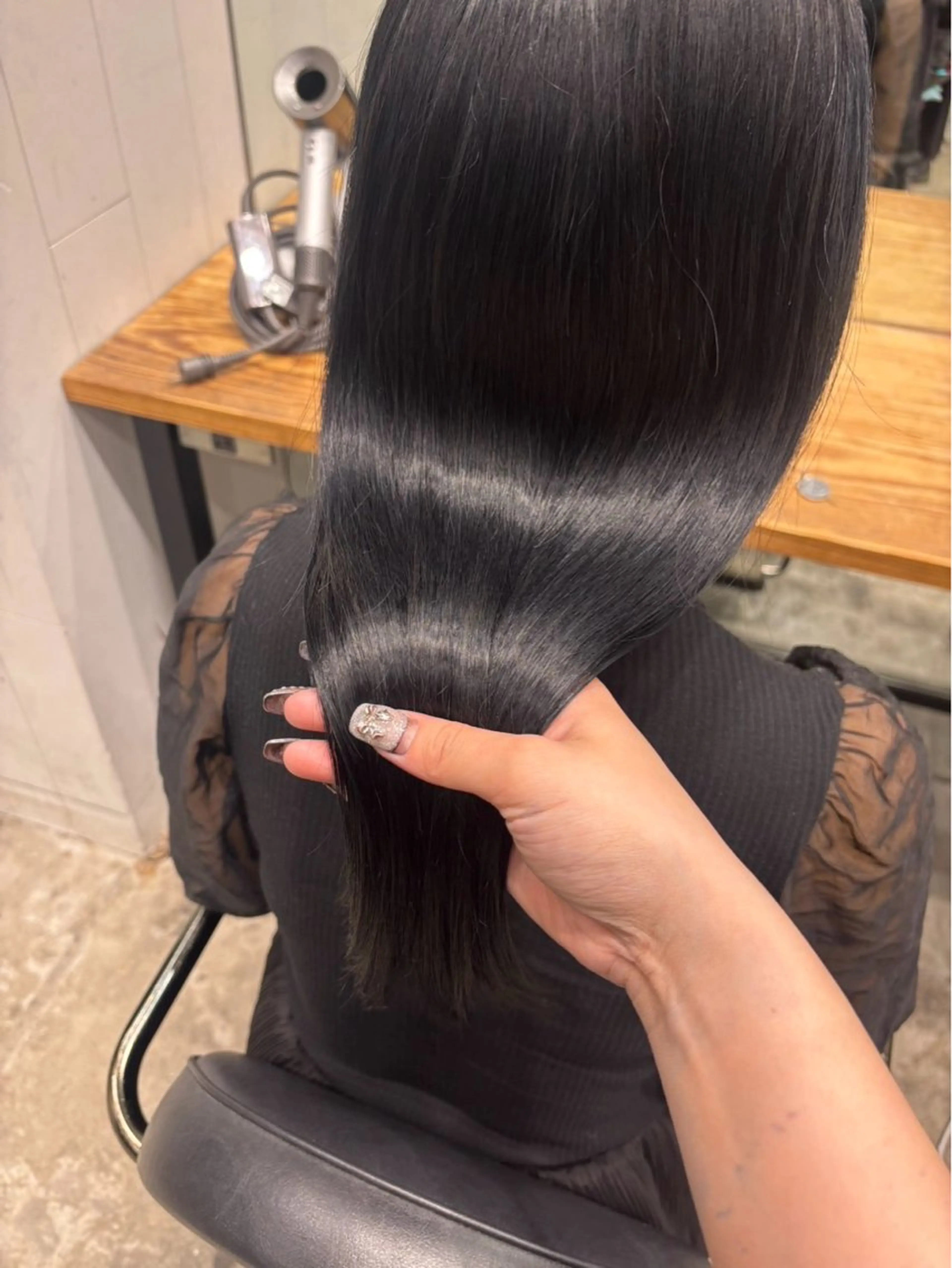 【期間限定❗️】❤️‍🔥縮毛矯正❤️‍🔥＋ ケラスターゼトリートメント🫧の写真