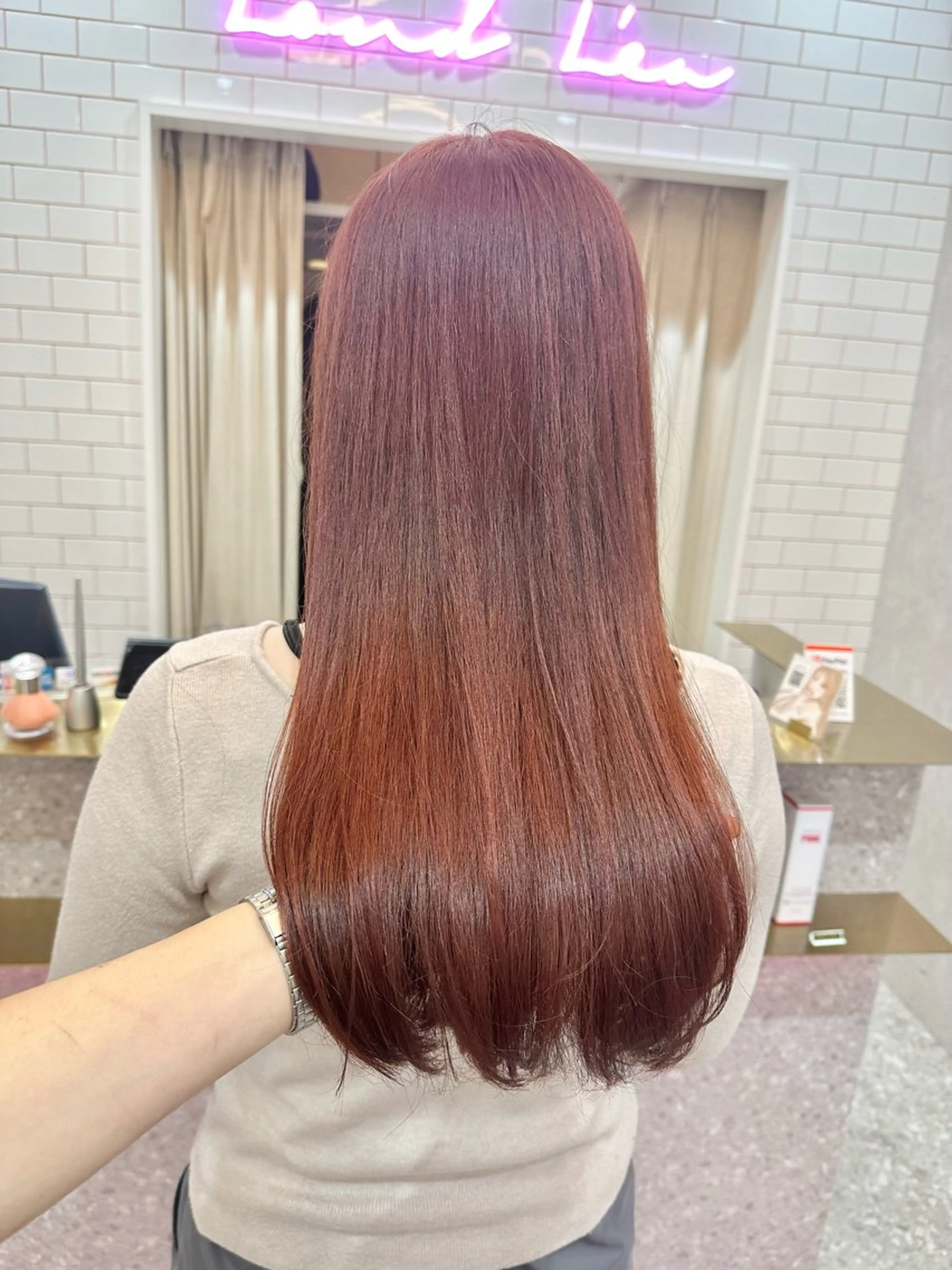 セミロング カラー ヘアアレンジ ヘアカラー yuuto🌈 透明感カラーのヘアスタイル