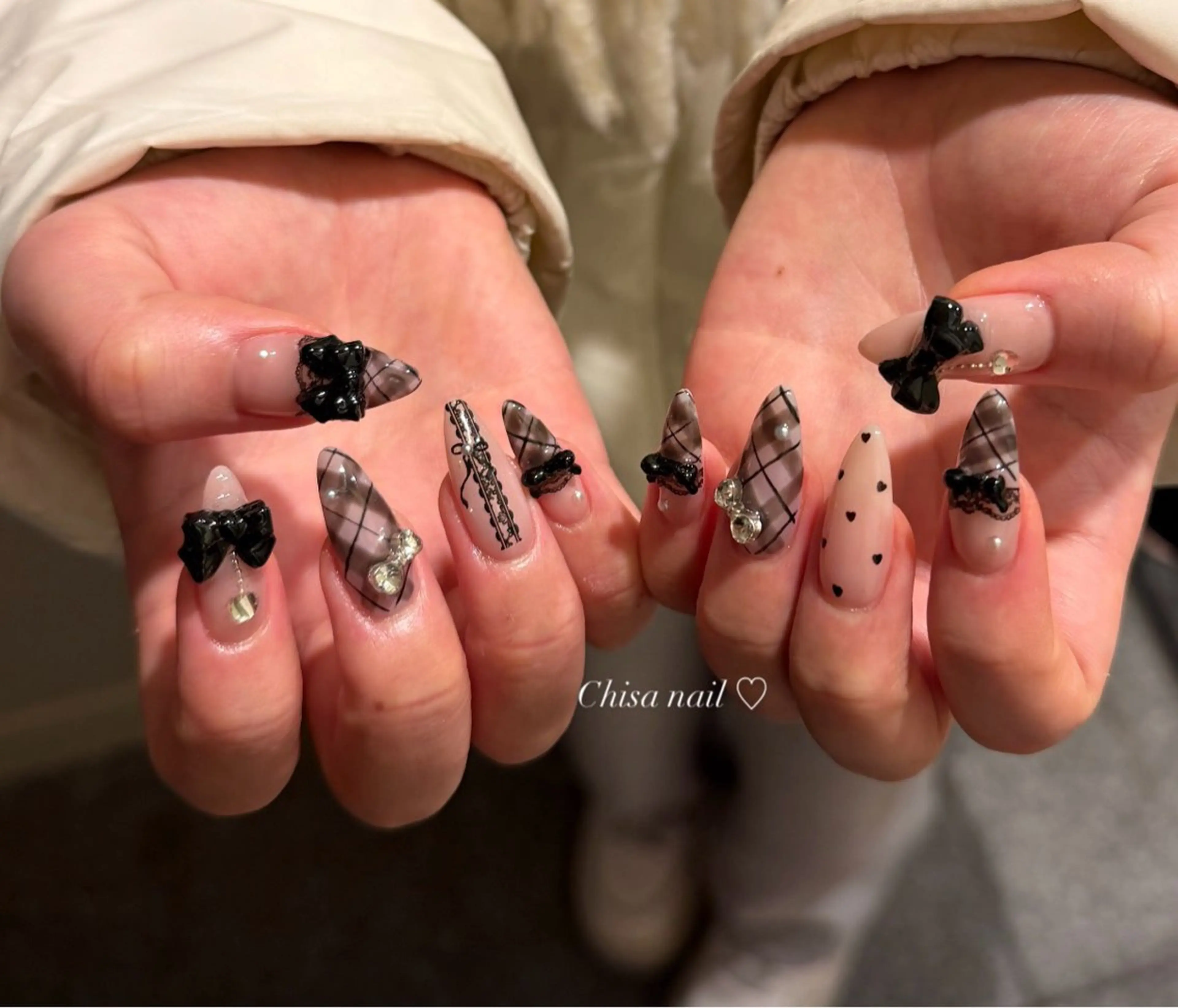 ネイル 長さ出し ジェルネイル グラデーション キラキラネイル 韓国ネイル Chisa Nail Studio所属・チ サのネイルデザイン