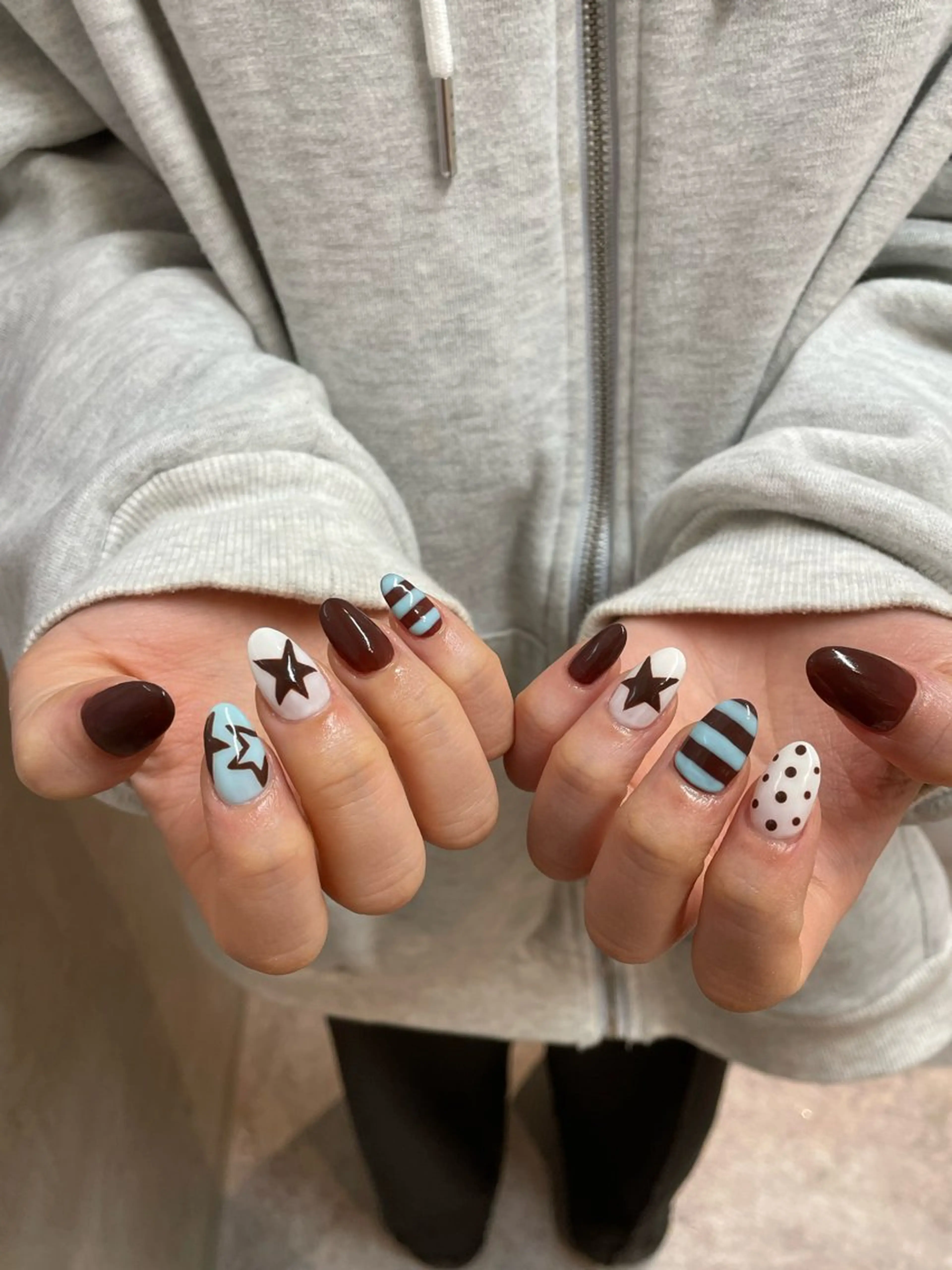 ネイル ハンドネイル Kuwata Arisa⋆🍒⭒˚のネイルデザイン