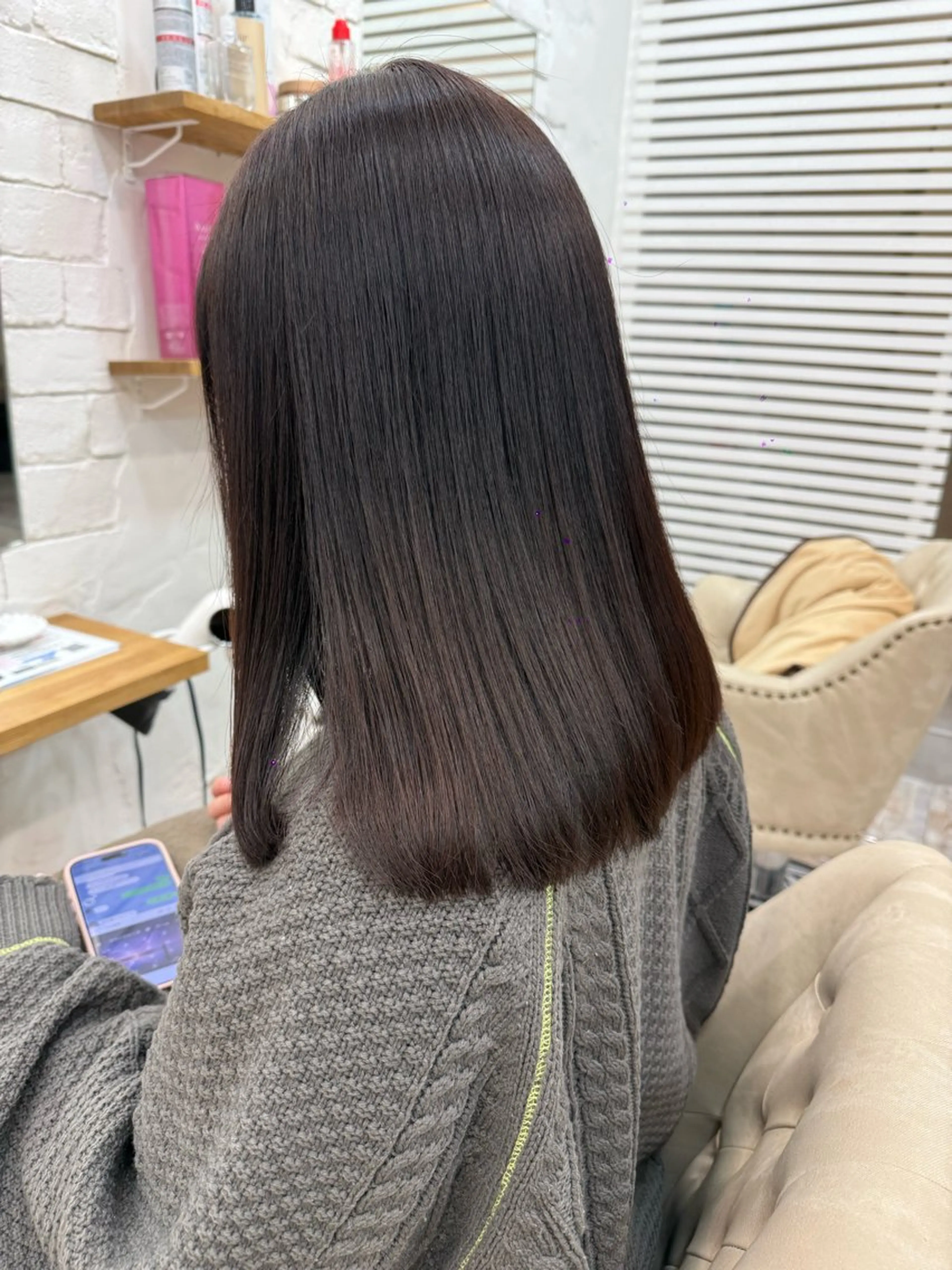 セミロング カラー ブラウンカラー イルミナカラー 山崎 更紗のヘアスタイル