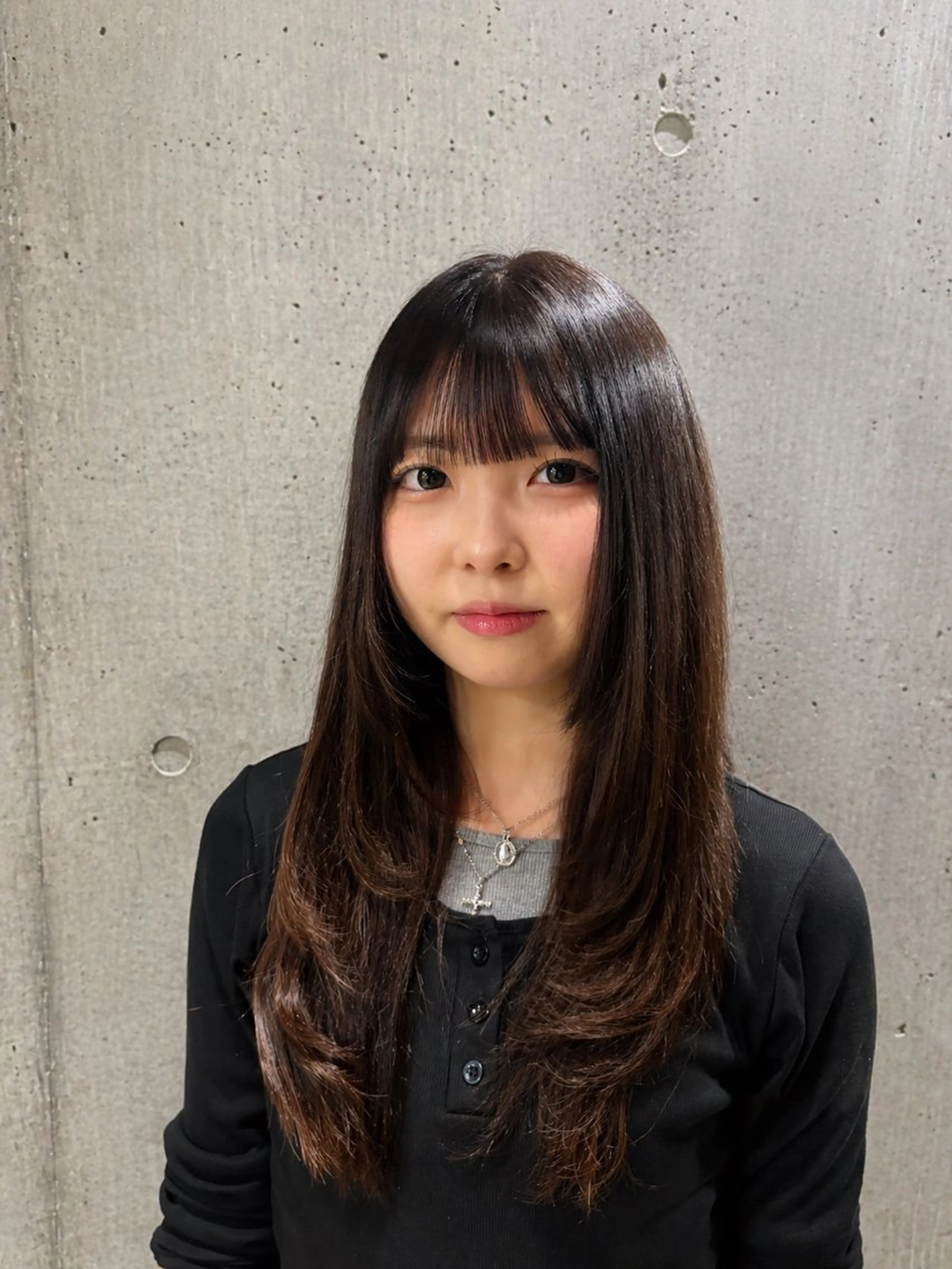 ロング レイヤーカット カットモデル募 集🩵AYAKA🩵のヘアスタイル