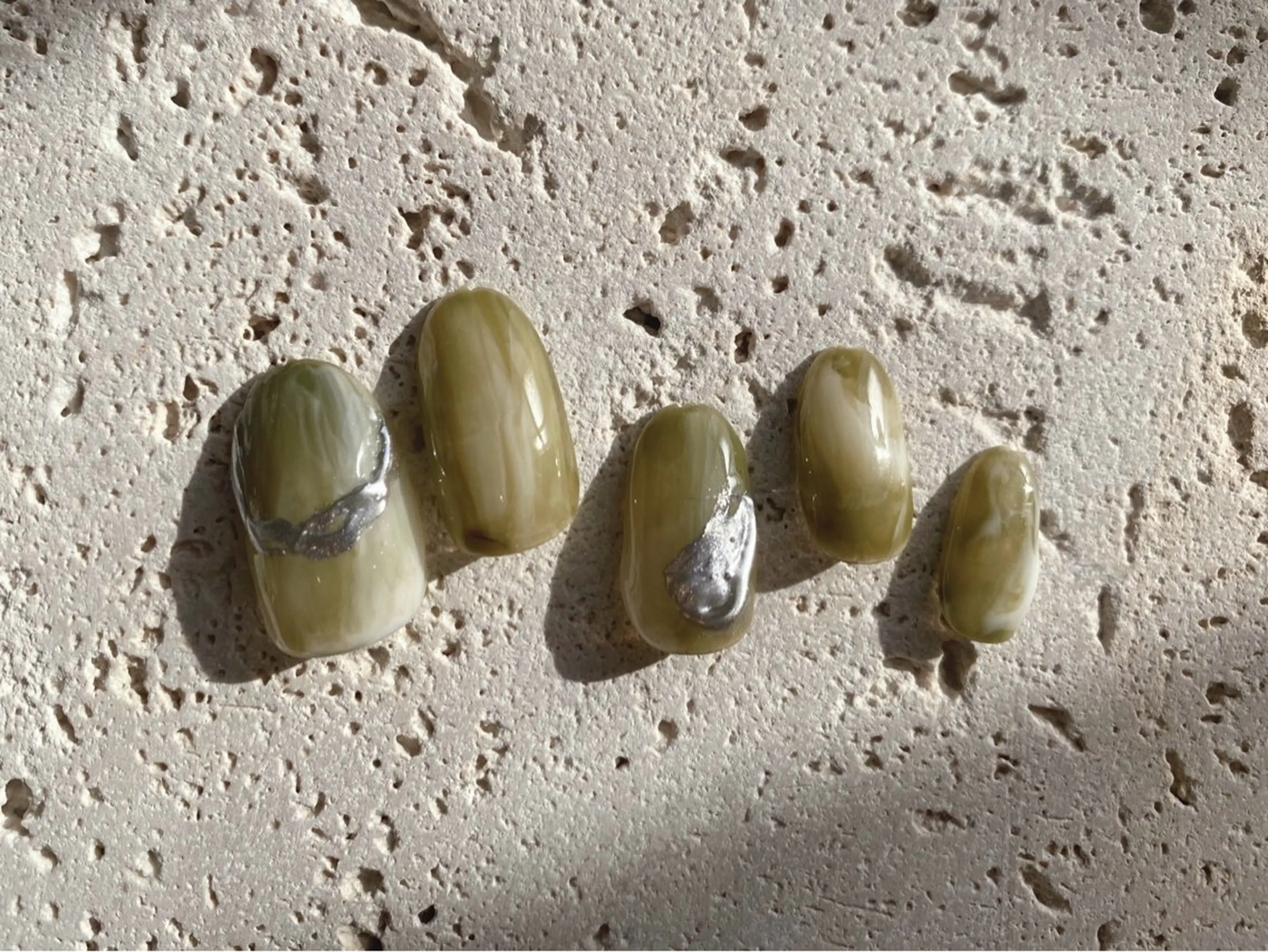 ネイル ミラーネイル nailsalon Única　ウニカのネイルデザイン