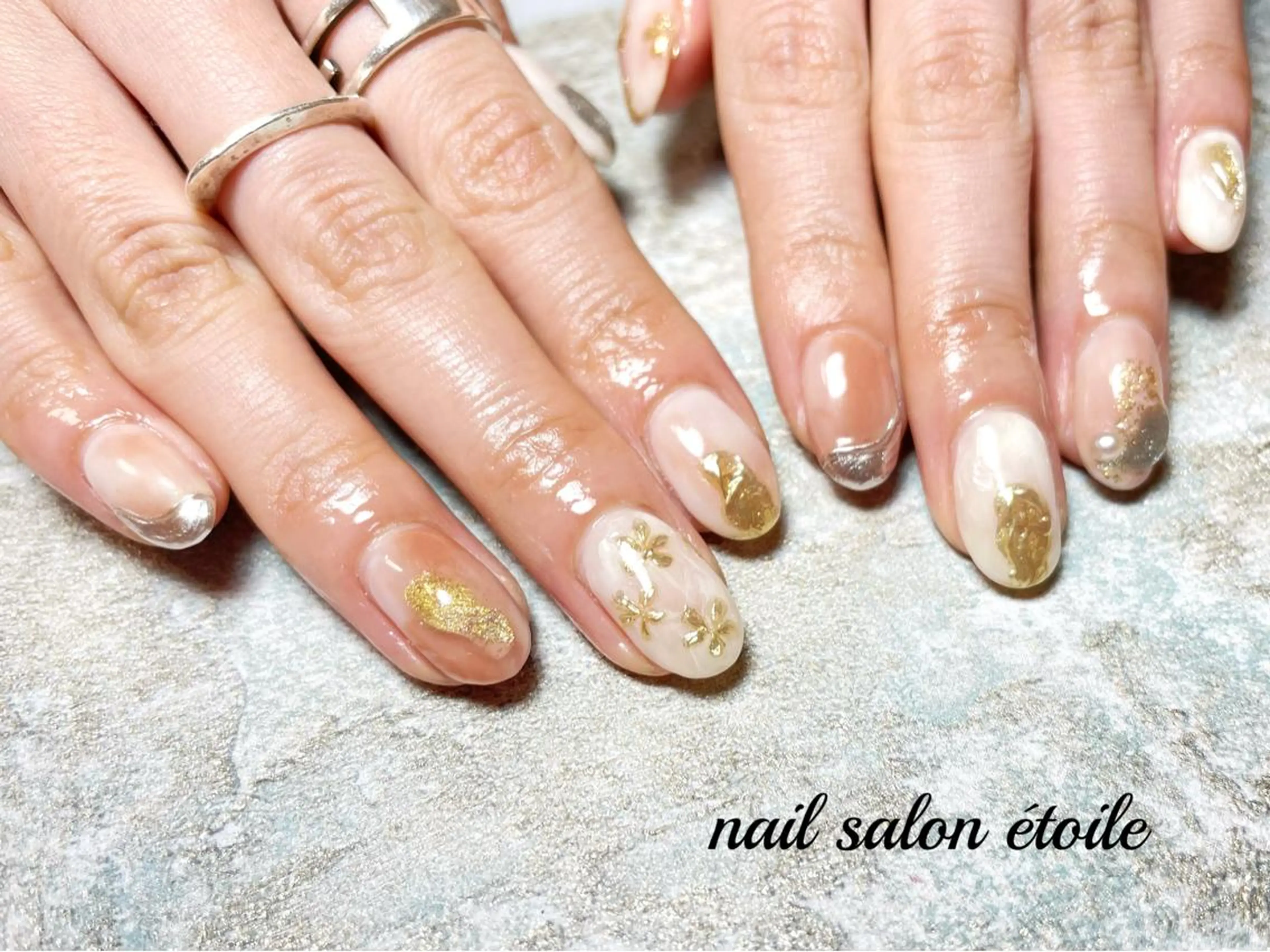 ネイル アートネイル フラワーネイル ジェルネイル マグネットネイル ミラーネイル ハンドネイル nail salon étoileのネイルデザイン