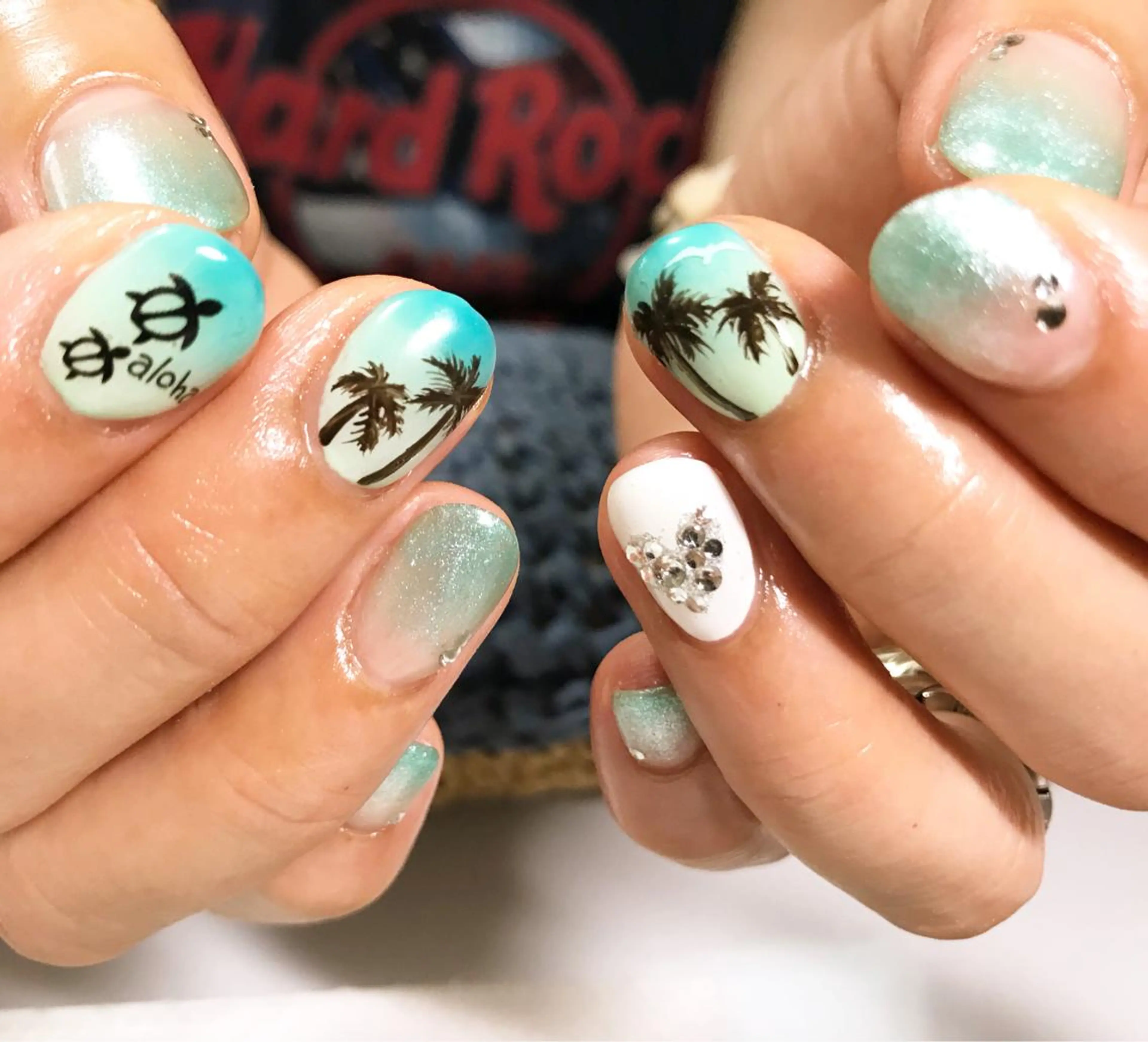 ネイル フットネイル グラデーション グリーン シンプルネイル 春ネイル ハンドネイル nail fufla ♡yamane♡のネイルデザイン