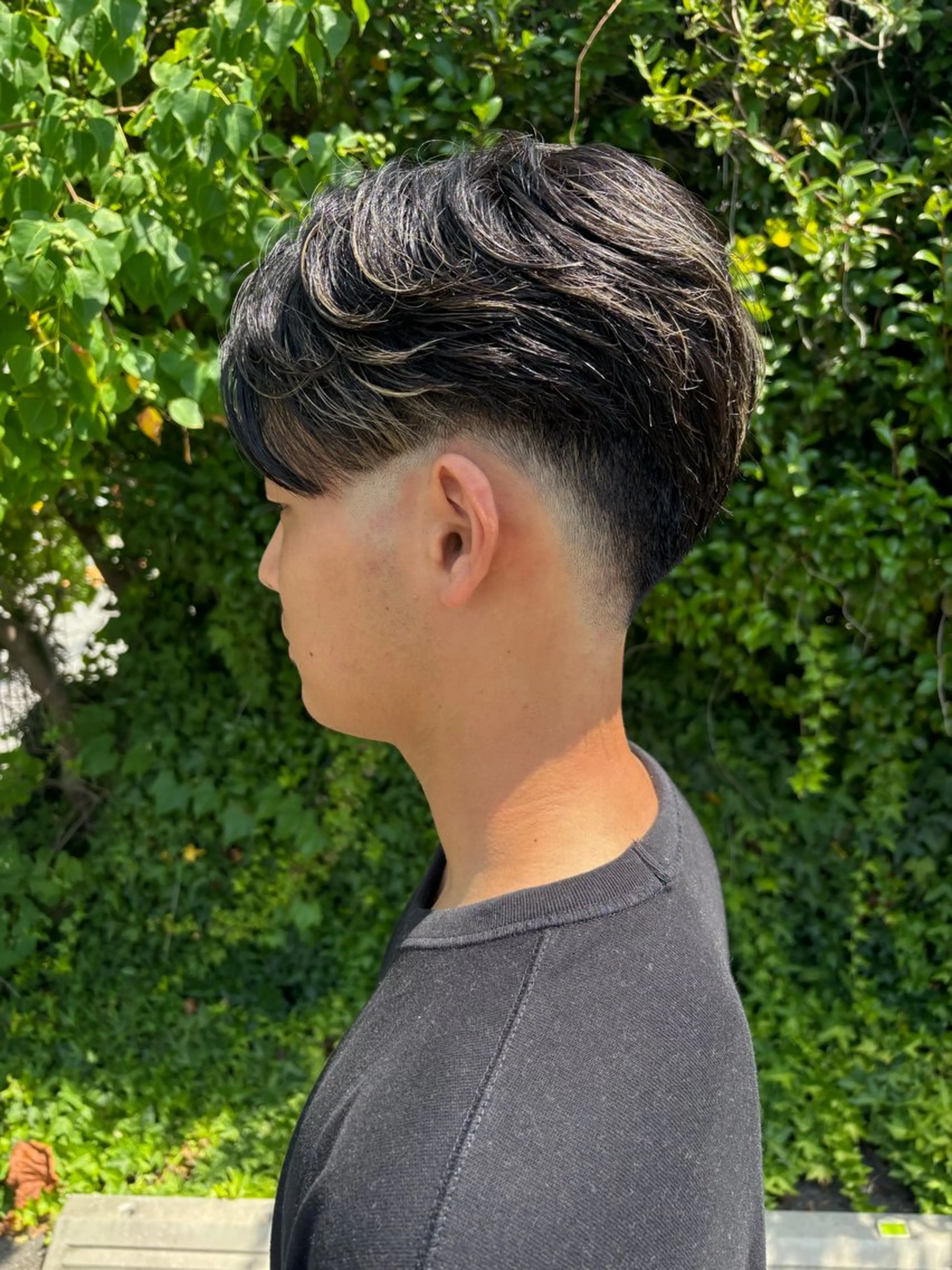 ミディアム カット 安藤 ひなたのヘアスタイル