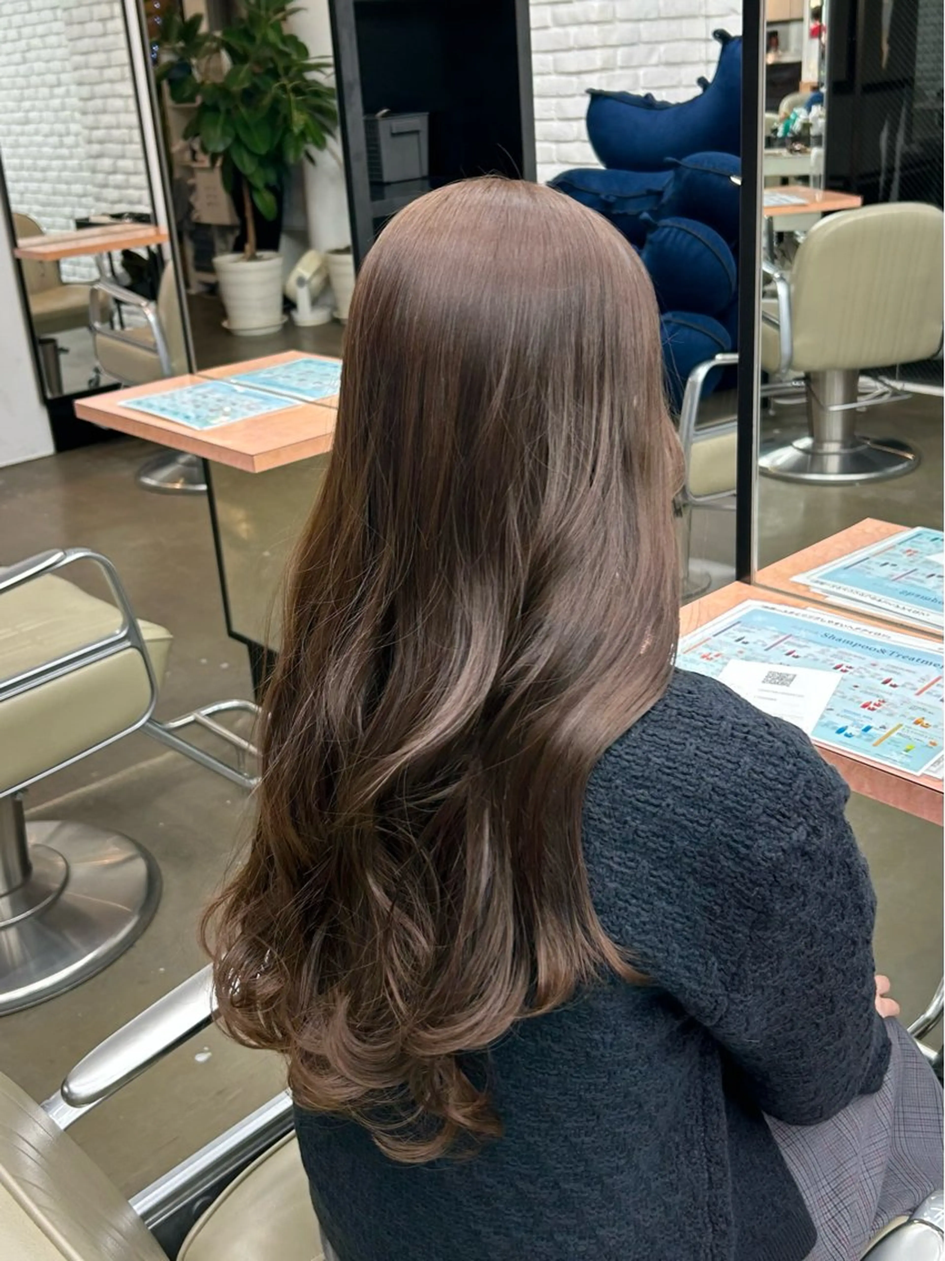 ロング カラー ヘアアレンジ ベージュカラー カット ヘアカラー トリートメント ヘアセット 🌼REINA 🌼韓国ボブ🌼赤坂のヘアスタイル
