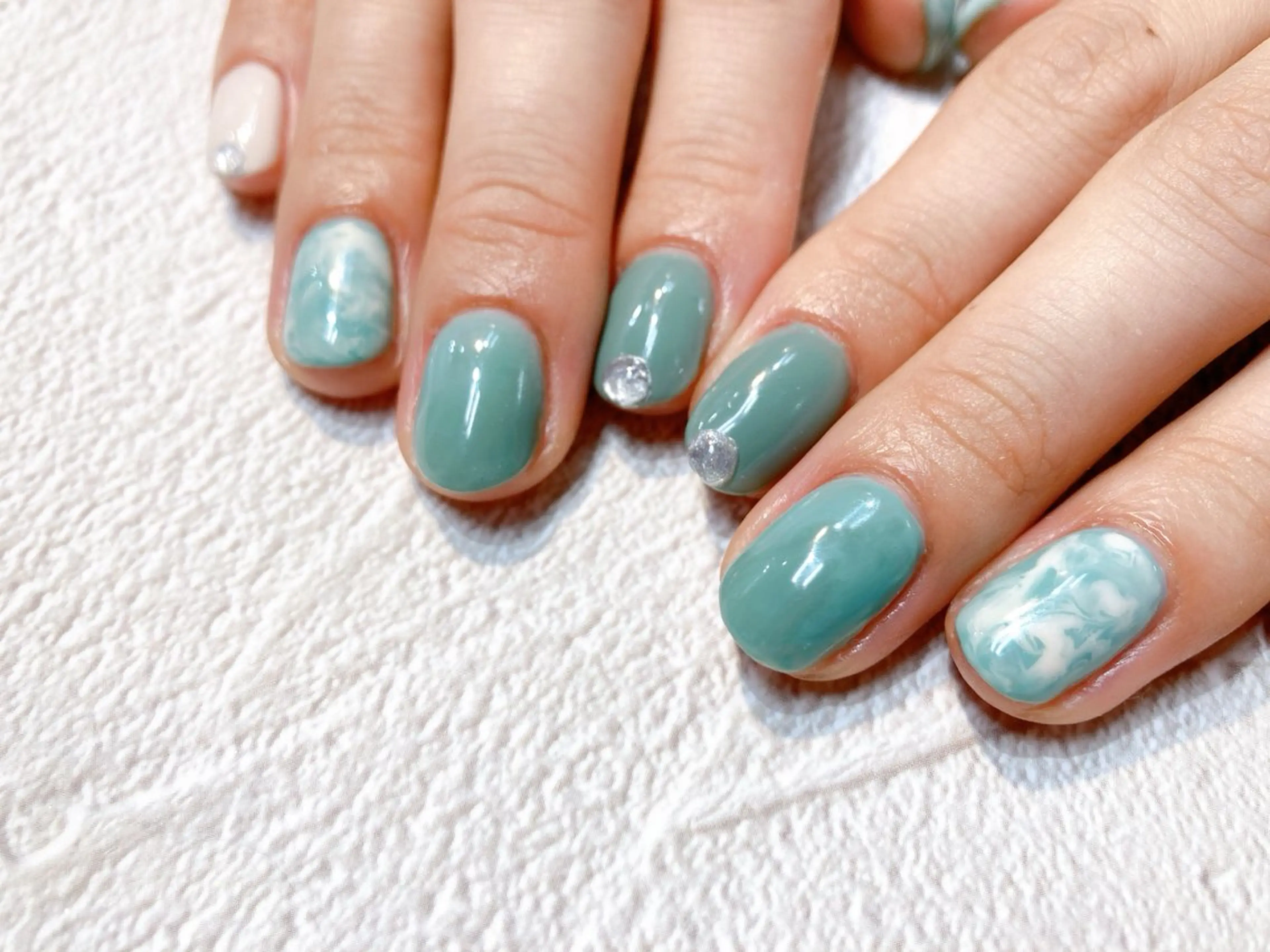 ネイル ニュアンスネイル Keiko🧸 大人可愛いネイルのネイルデザイン