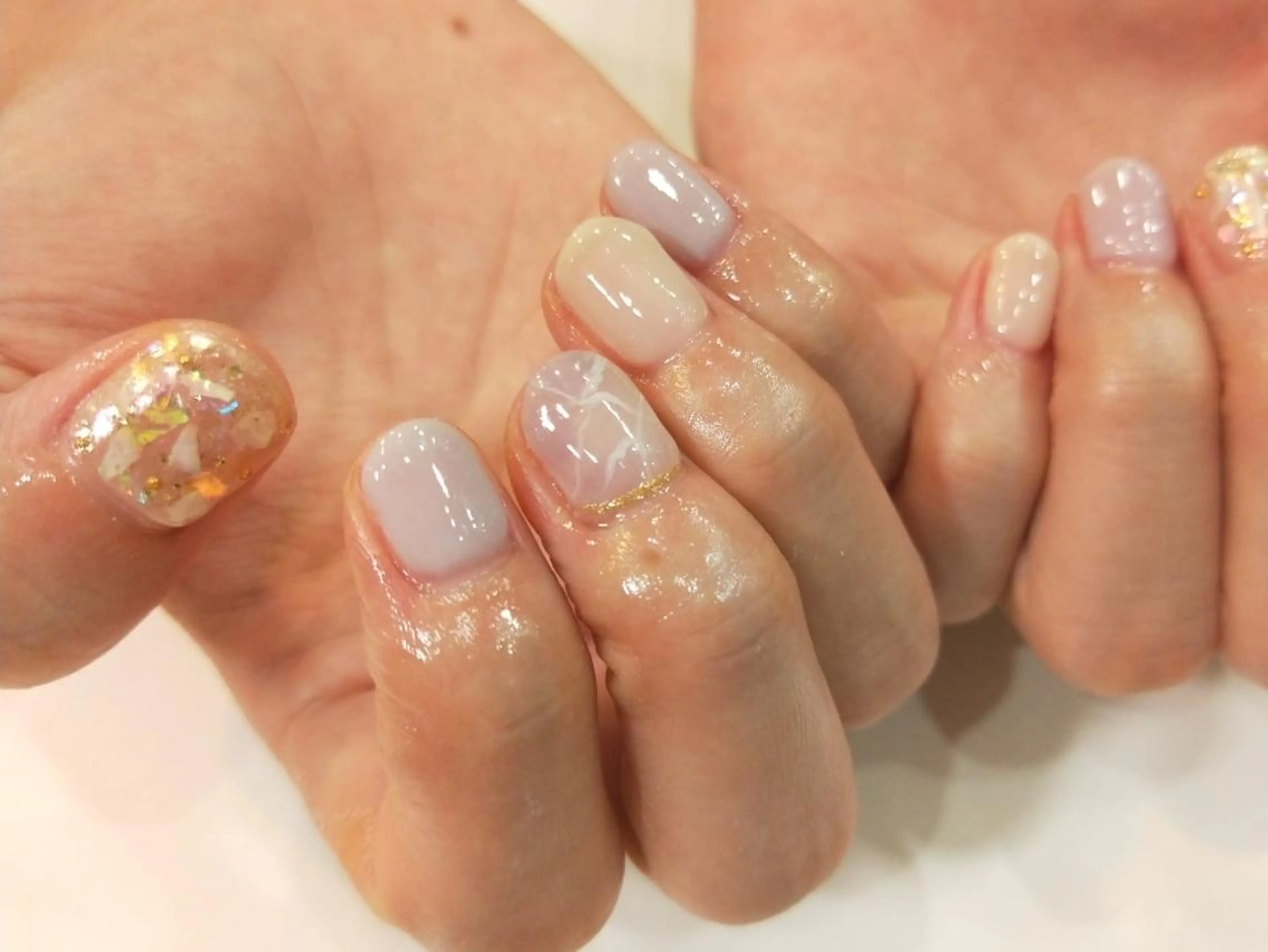 ネイル ハンドネイル ハンドケア はばすみれ🎀ﾈｲﾙ 光ﾌｪｲｼｬﾙ ﾍｱのネイルデザイン