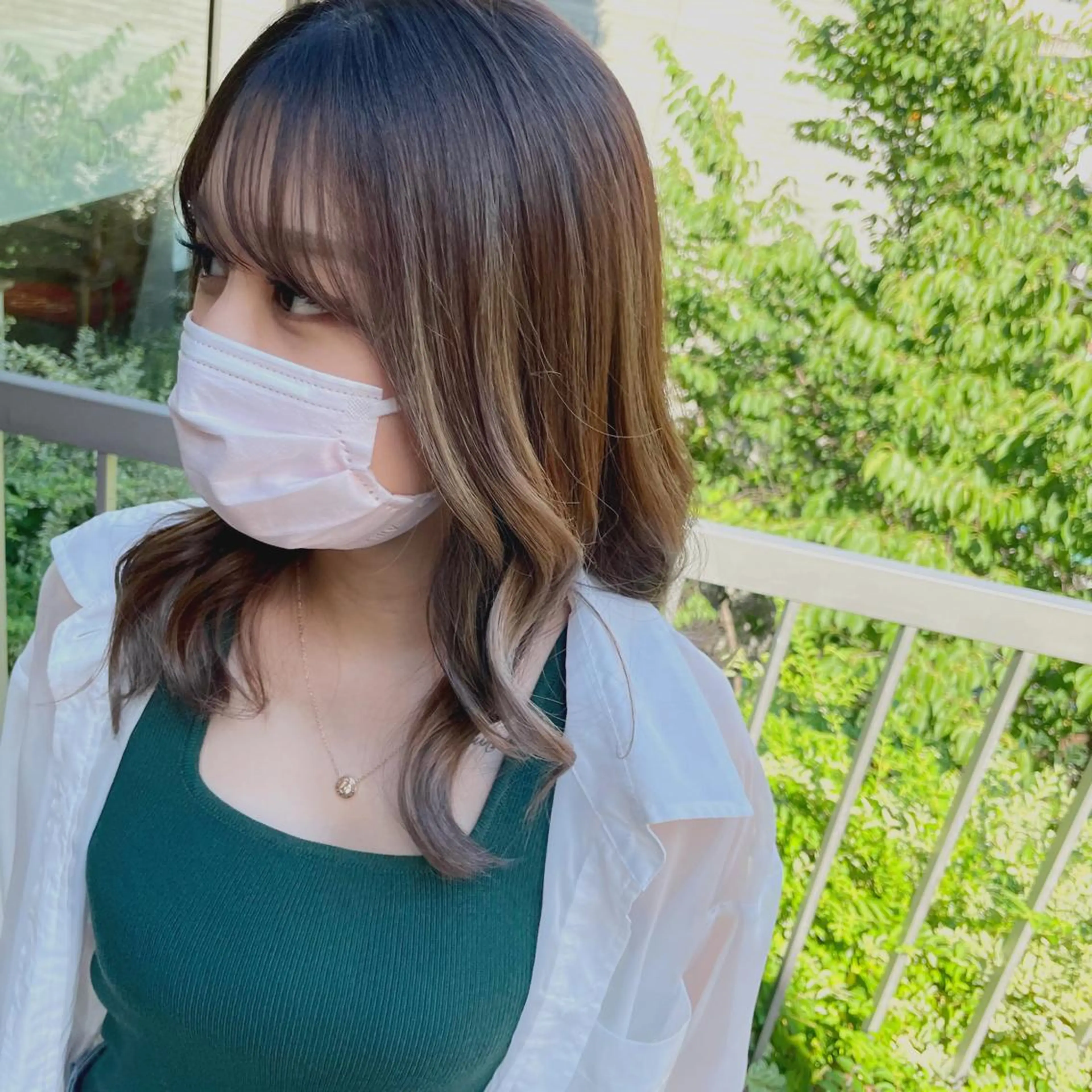 セミロング カット 【美ボブ. カラー】midoのヘアスタイル