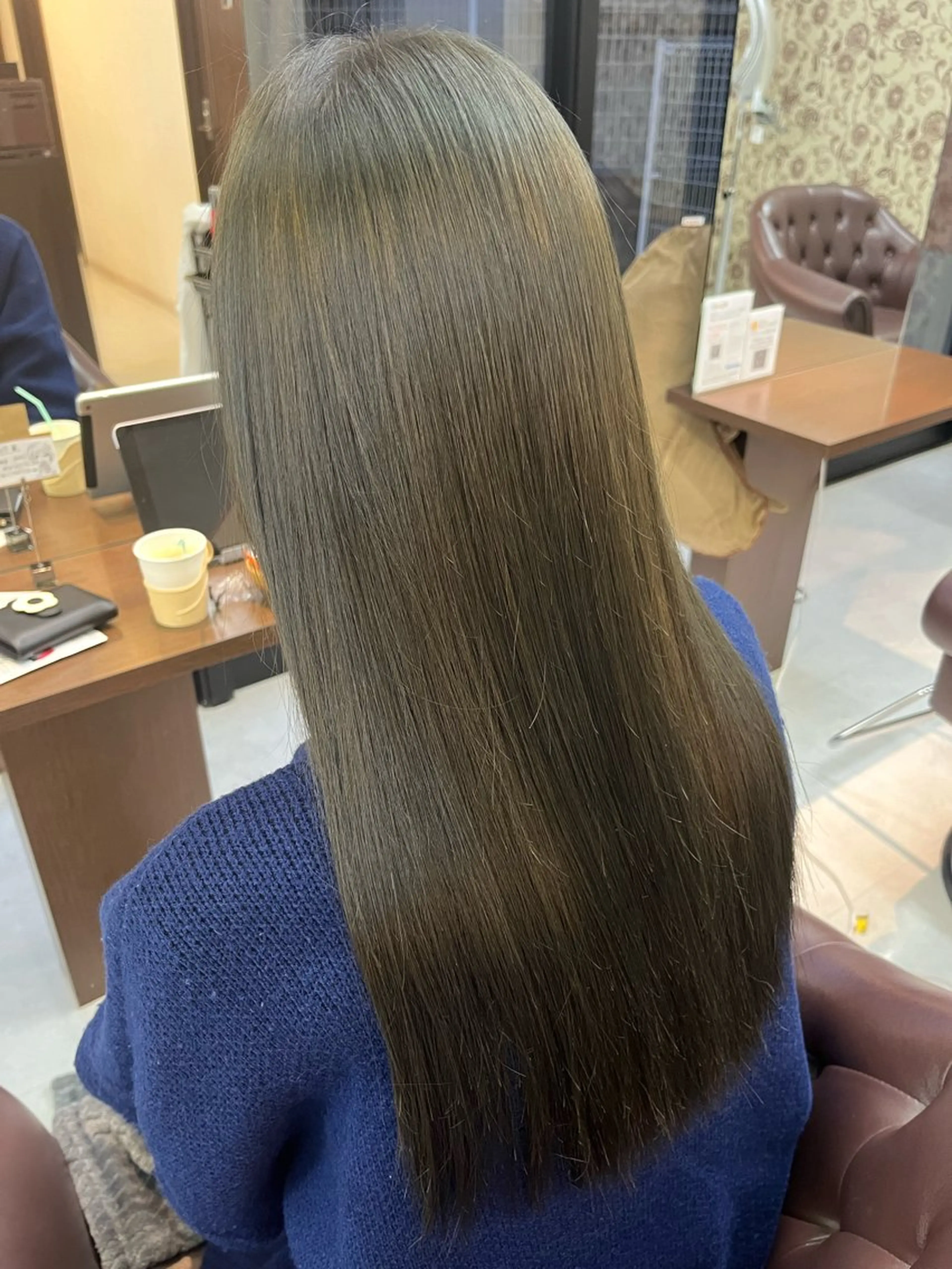 ロング カラー 透明感カラー グレージュ オリーブグレージュ オリーブグレー トリートメント ヘアカラー 樋口智士/倉敷/中庄 /縮毛矯正/髪質改善のヘアスタイル