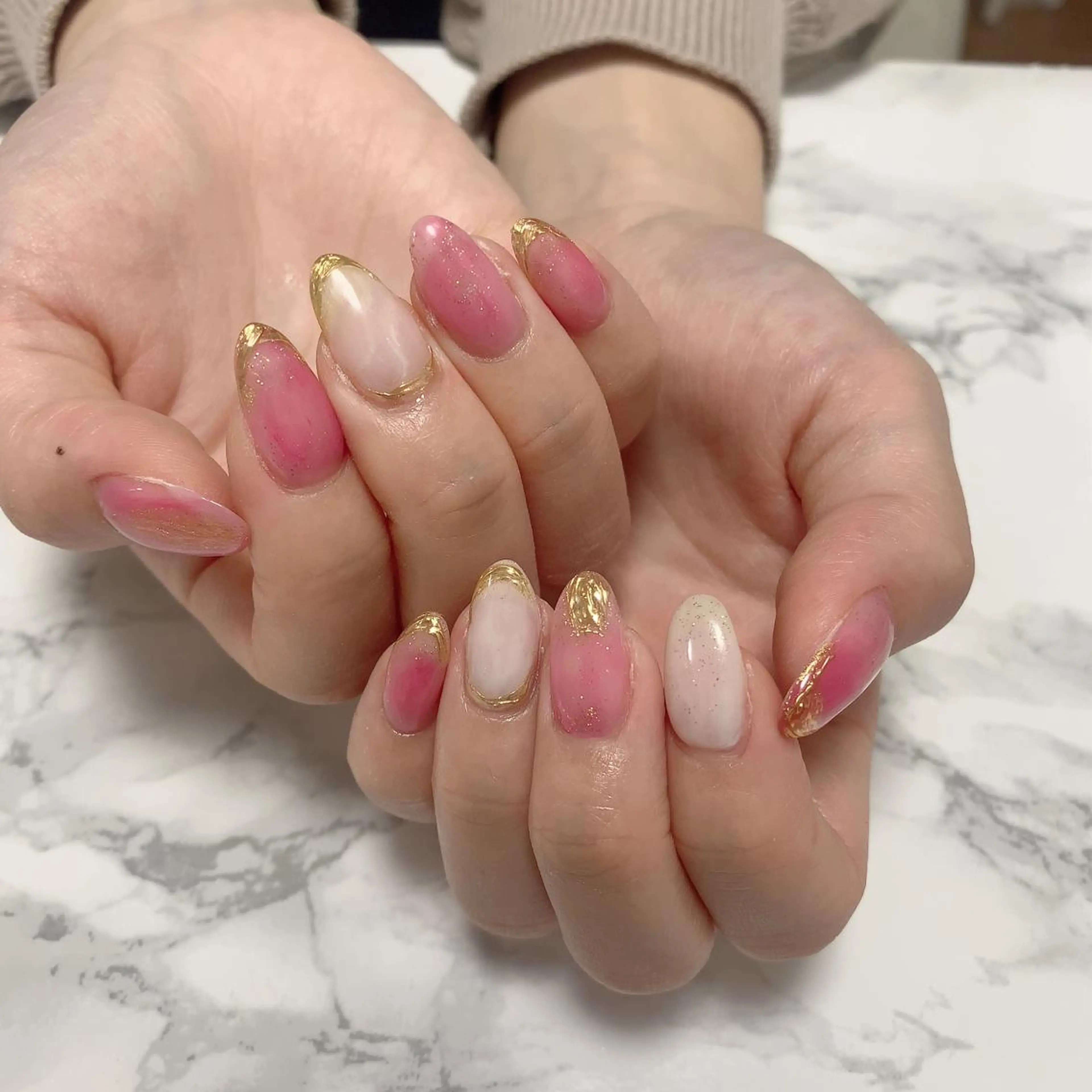 ネイル はな💎ネイル ワンホン、長さ出しのネイルデザイン