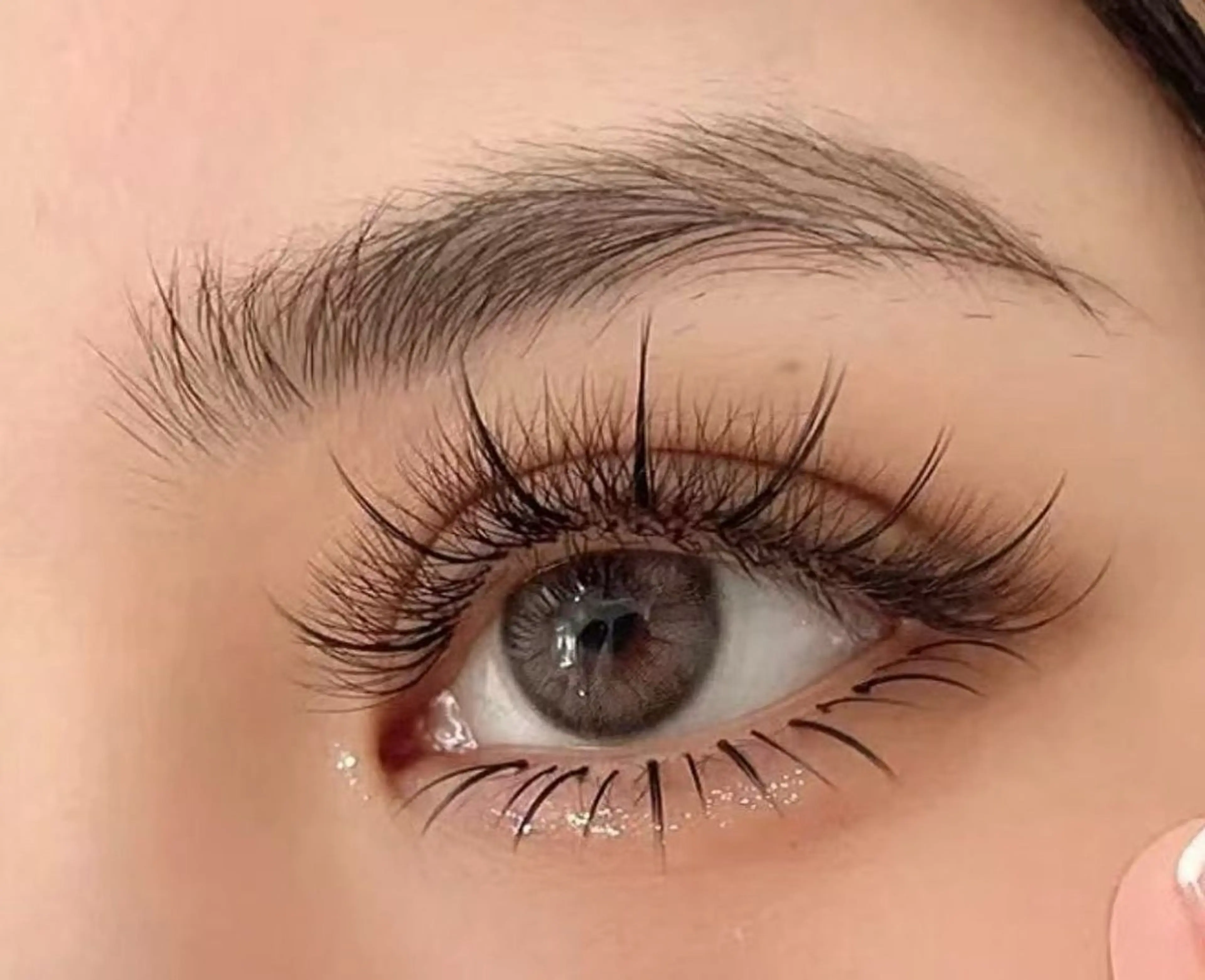 マツエク・マツパ 束感まつ毛 フラットラッシュ ボリュームラッシュ KoBa リンのマツエク・マツパデザイン