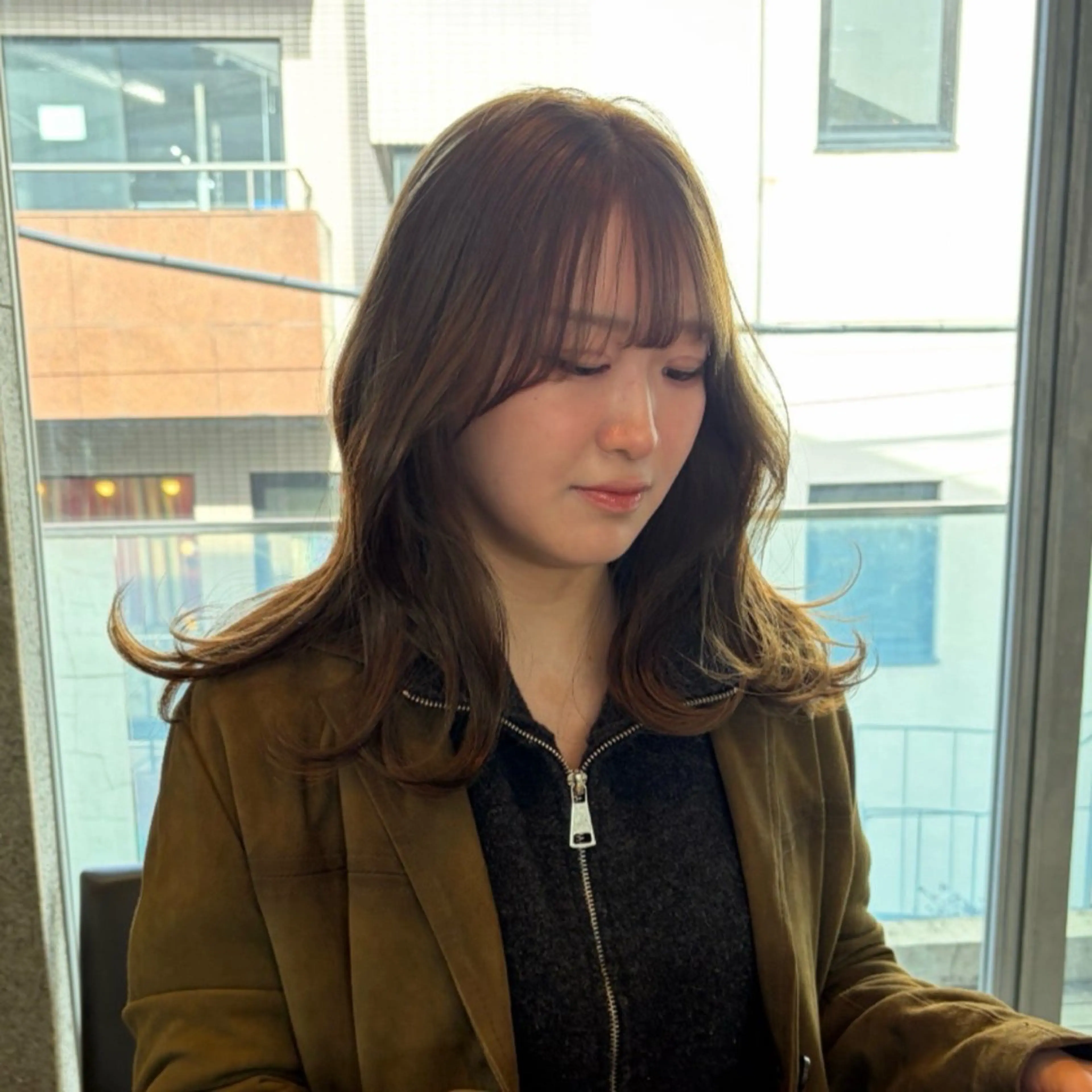 ミディアム カラー うる艶カラー 🪽💫まいかのヘアスタイル