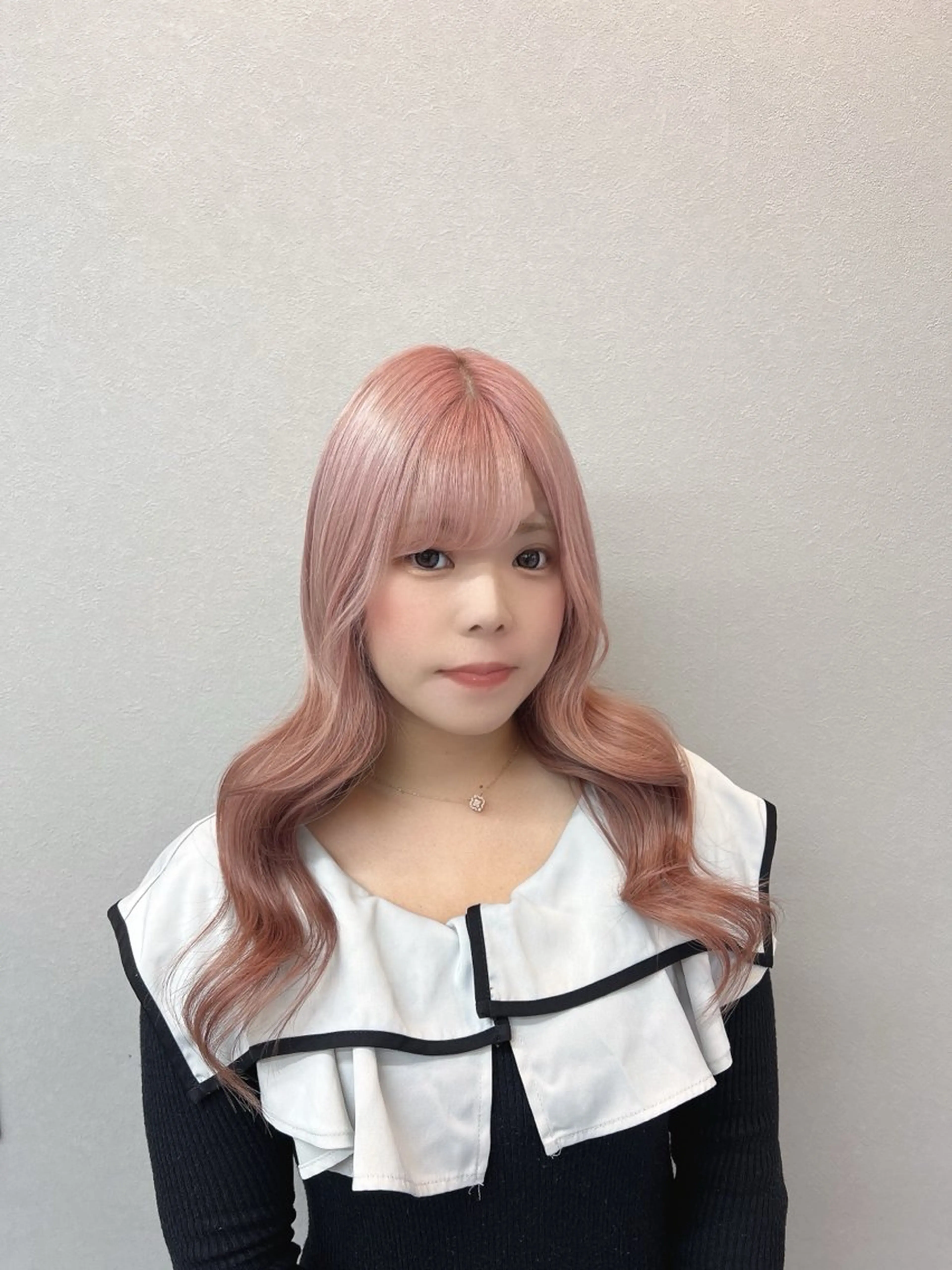 セミロング ブリーチ・エクステ 🎀メイのヘアスタイル