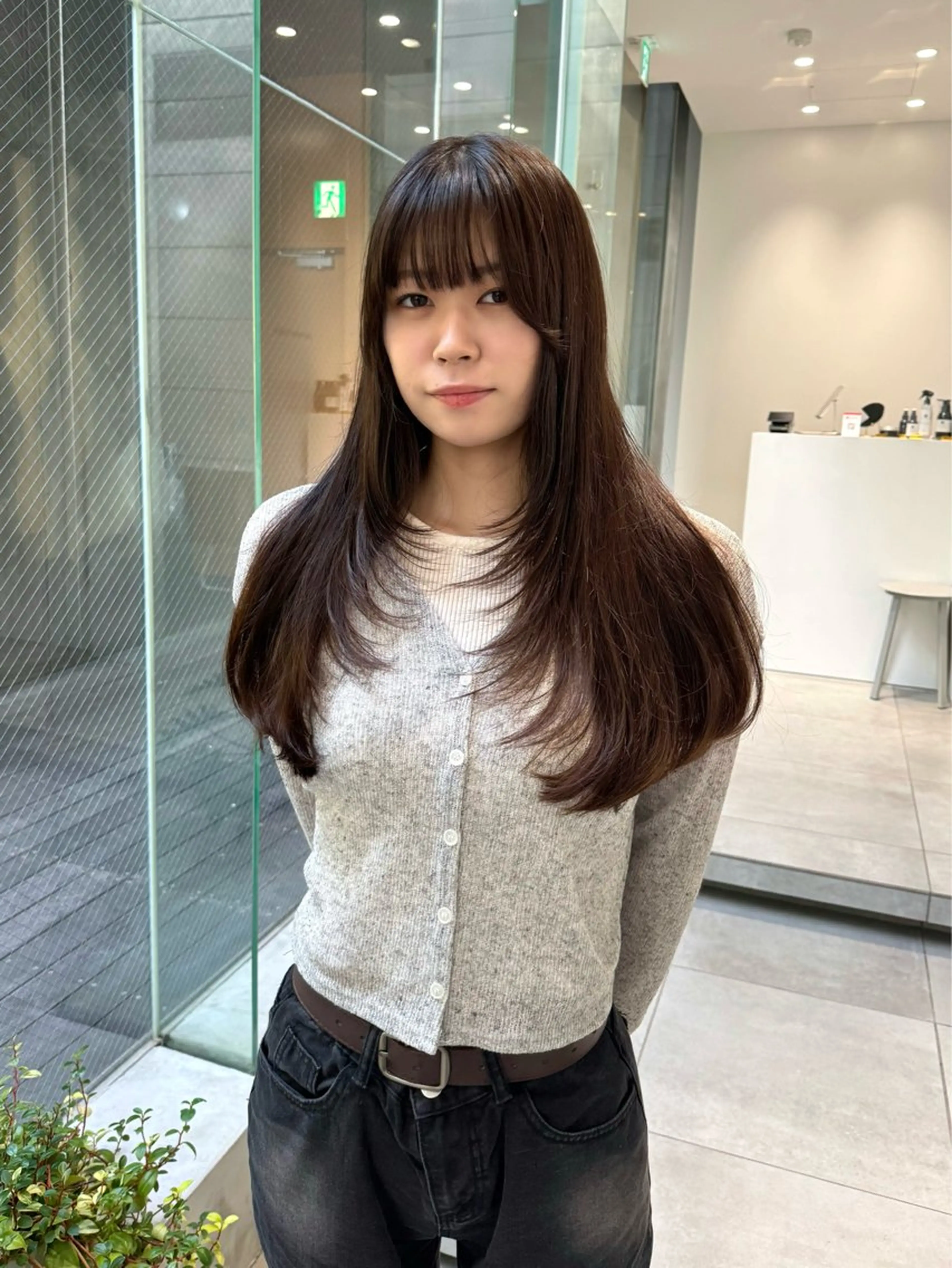 ロング ひかり／ベージュ ／似合わせカットのヘアスタイル