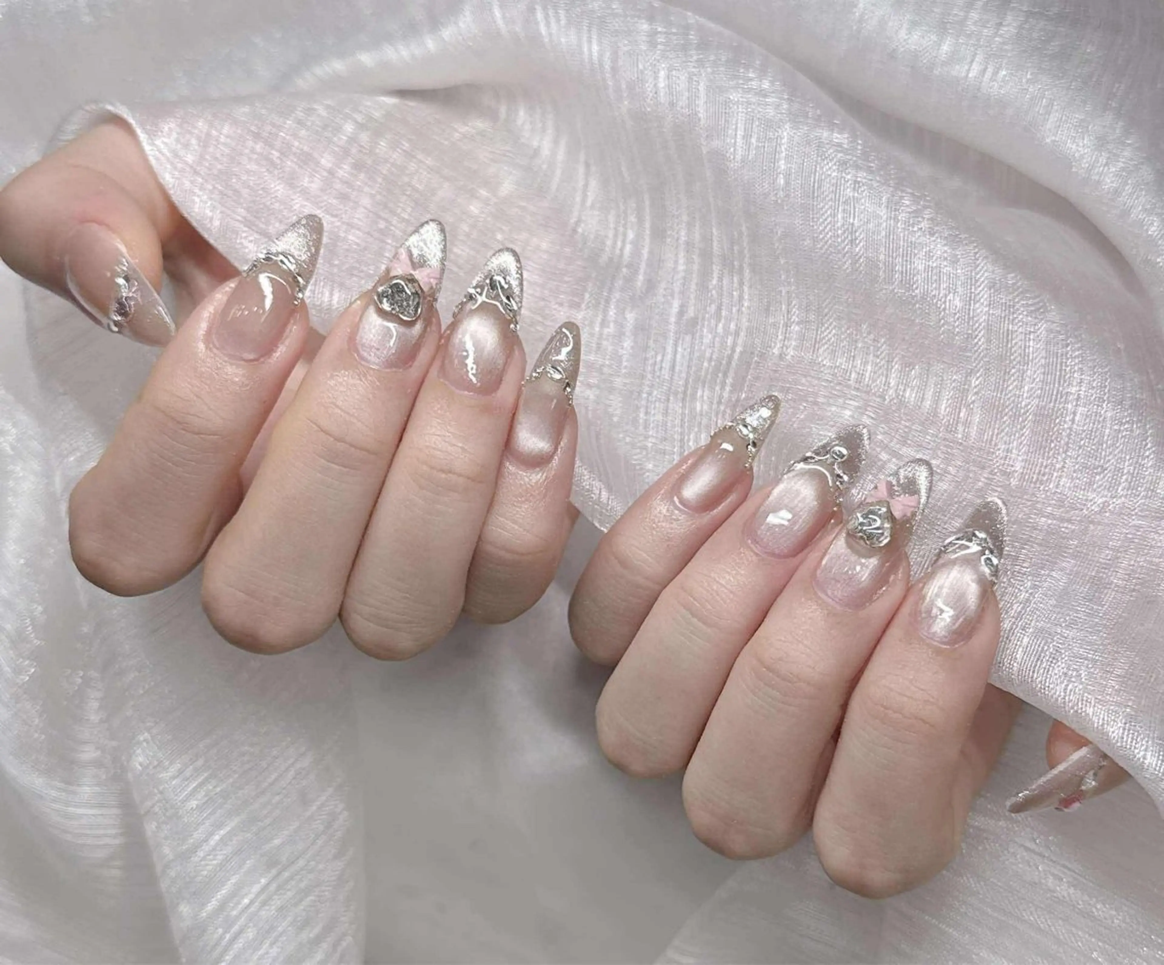 ネイル ハンドネイル Lee Nailsのネイルデザイン