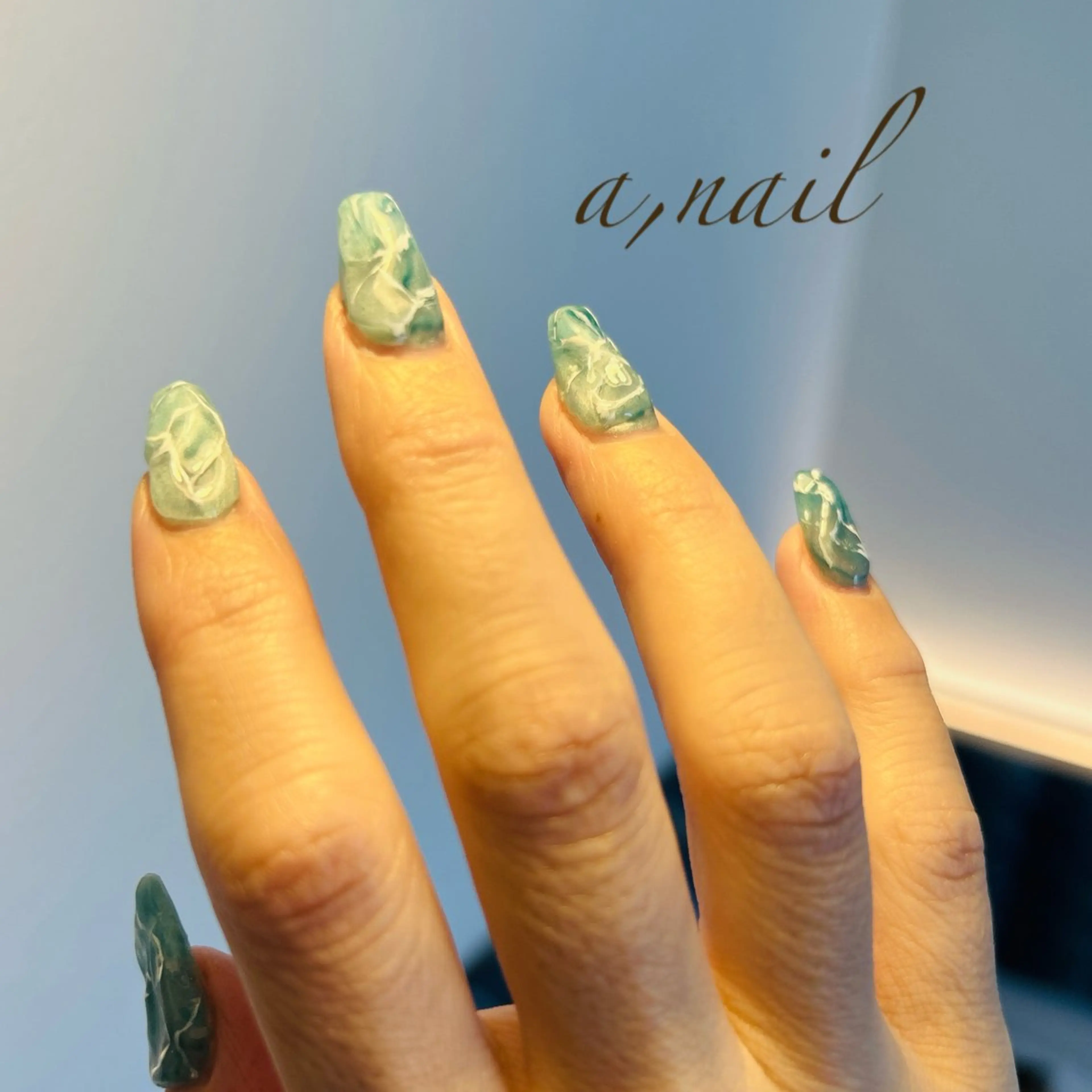 ネイル キラキラネイル マグネットネイル シンプルネイル 夏ネイル ネイルサロン エーネイルのネイルデザイン