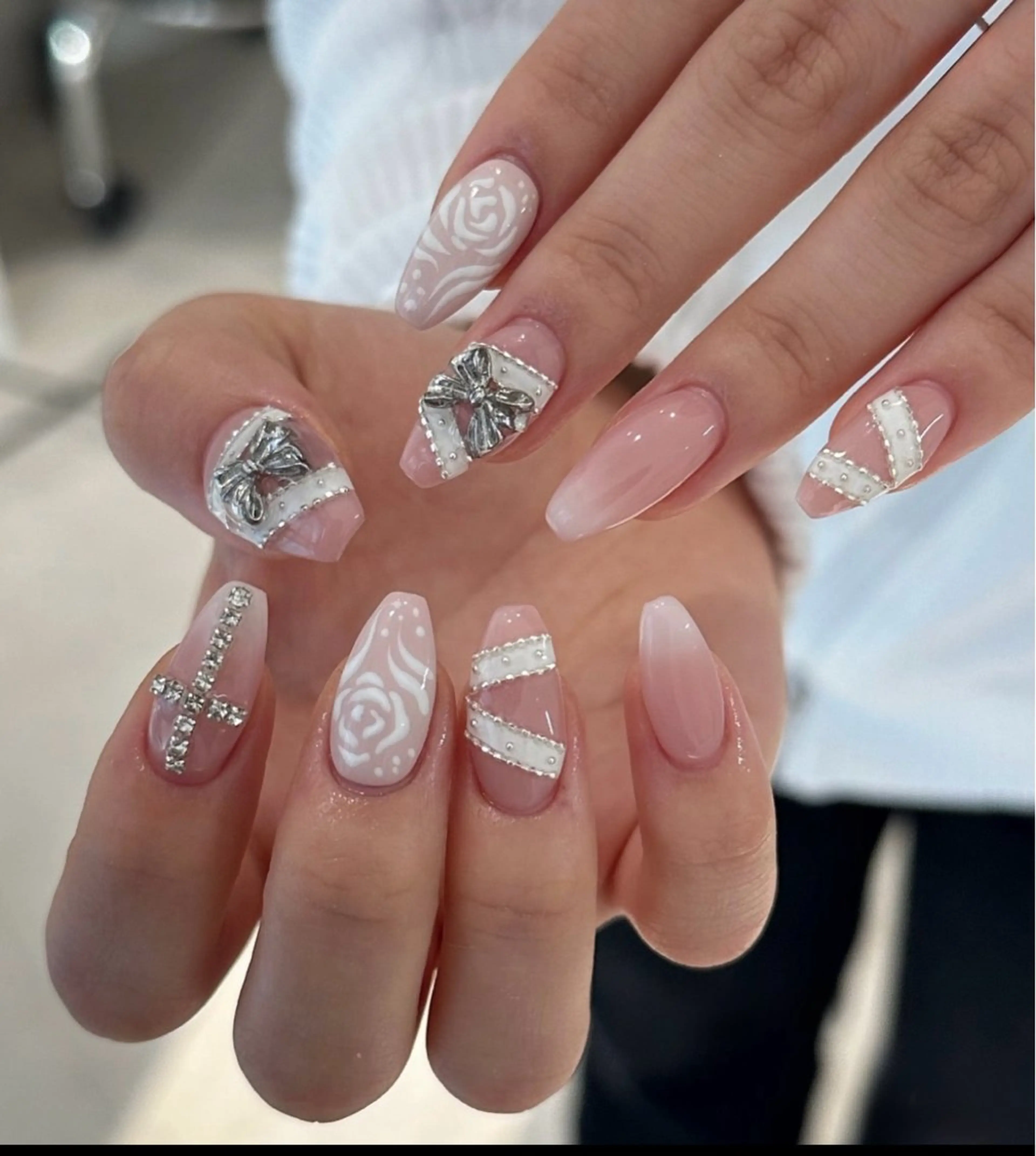 ネイル 韓国ネイル ニュアンスネイル シンプルネイル ワンホンネイル Nihonthy Nail 新宿のネイルデザイン