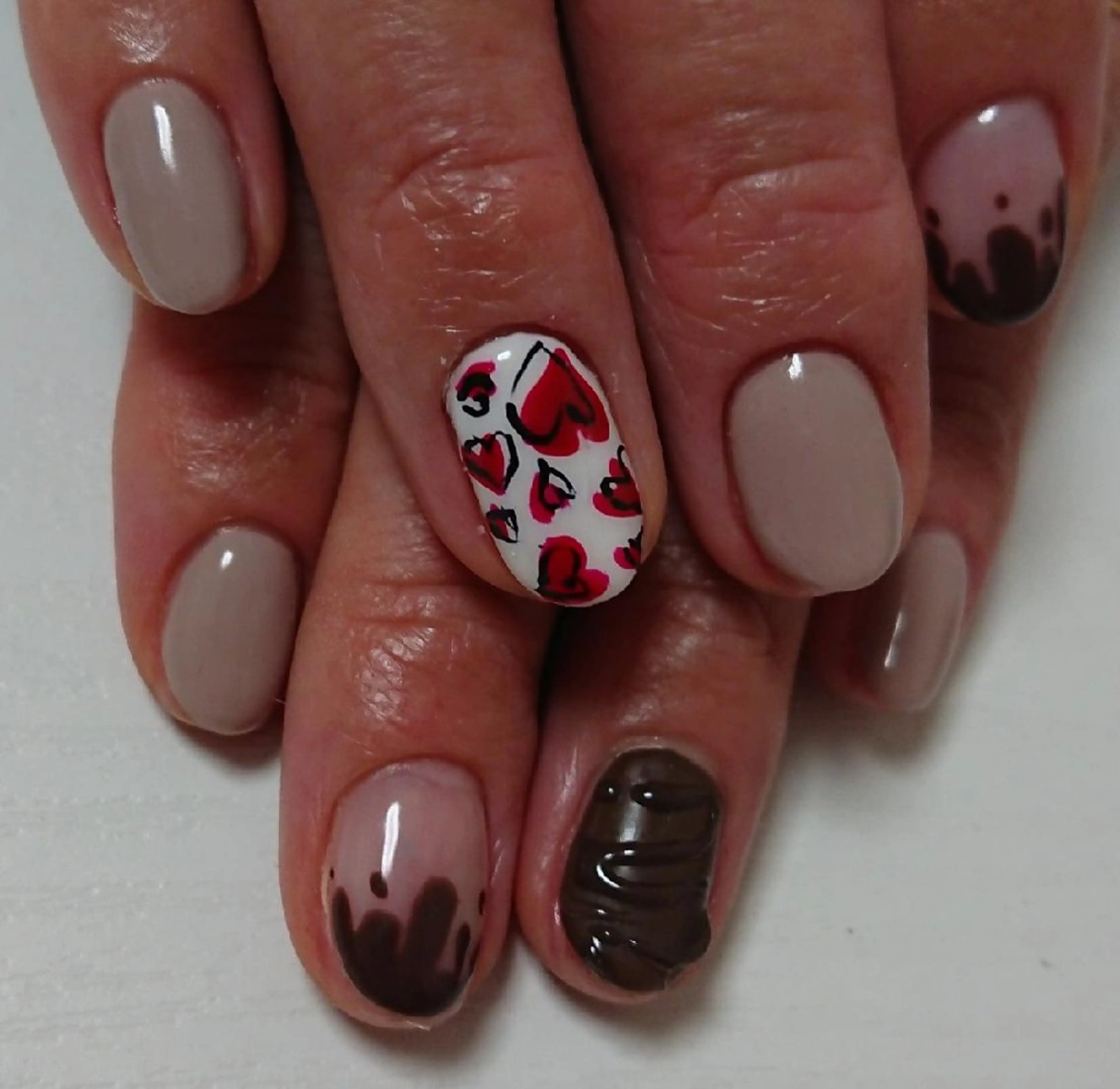 ネイル アートネイル ジェルネイル ワンカラーネイル バレンタイン ハンドネイル Lilith Nailのネイルデザイン