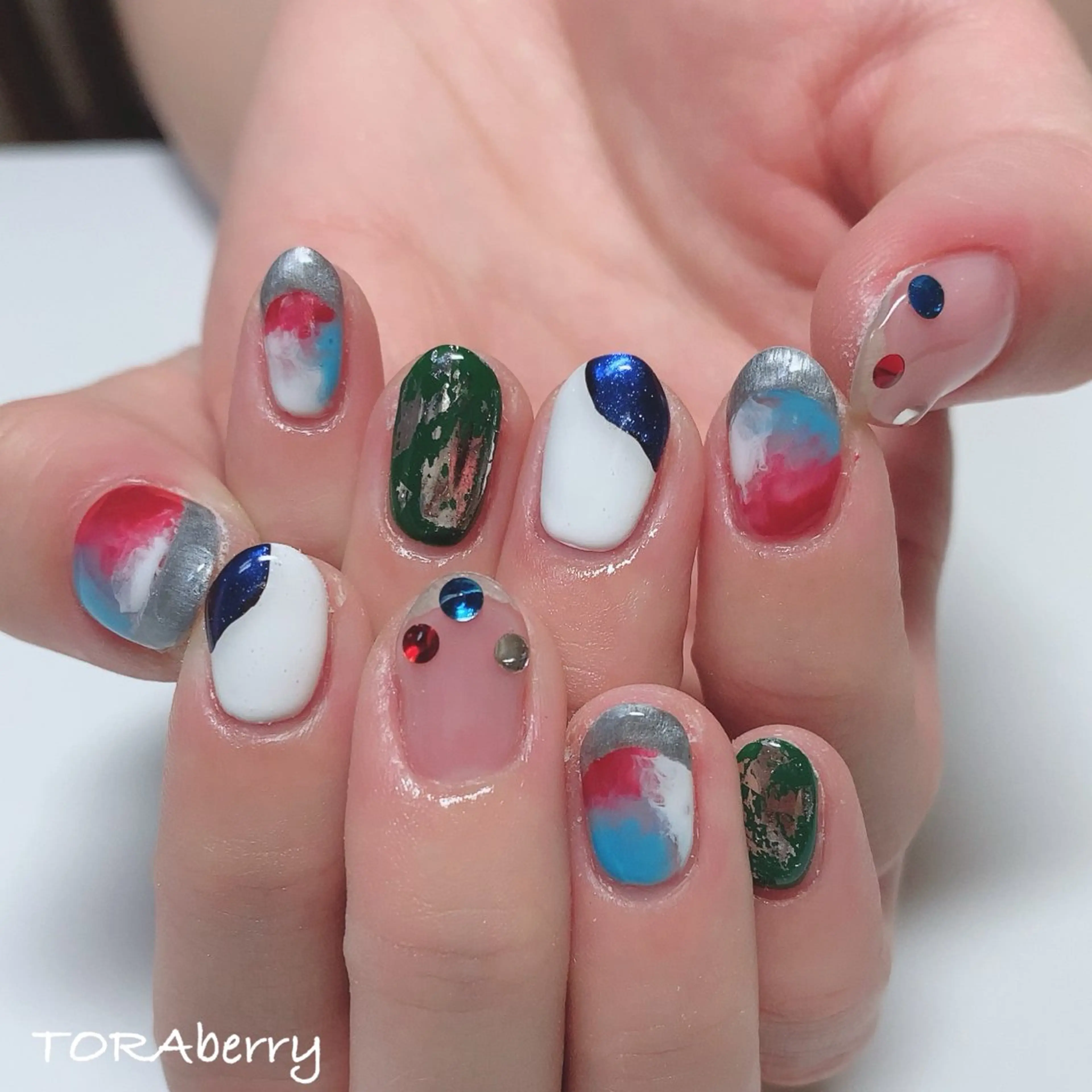 ネイル ネイリスト なつみのネイルデザイン