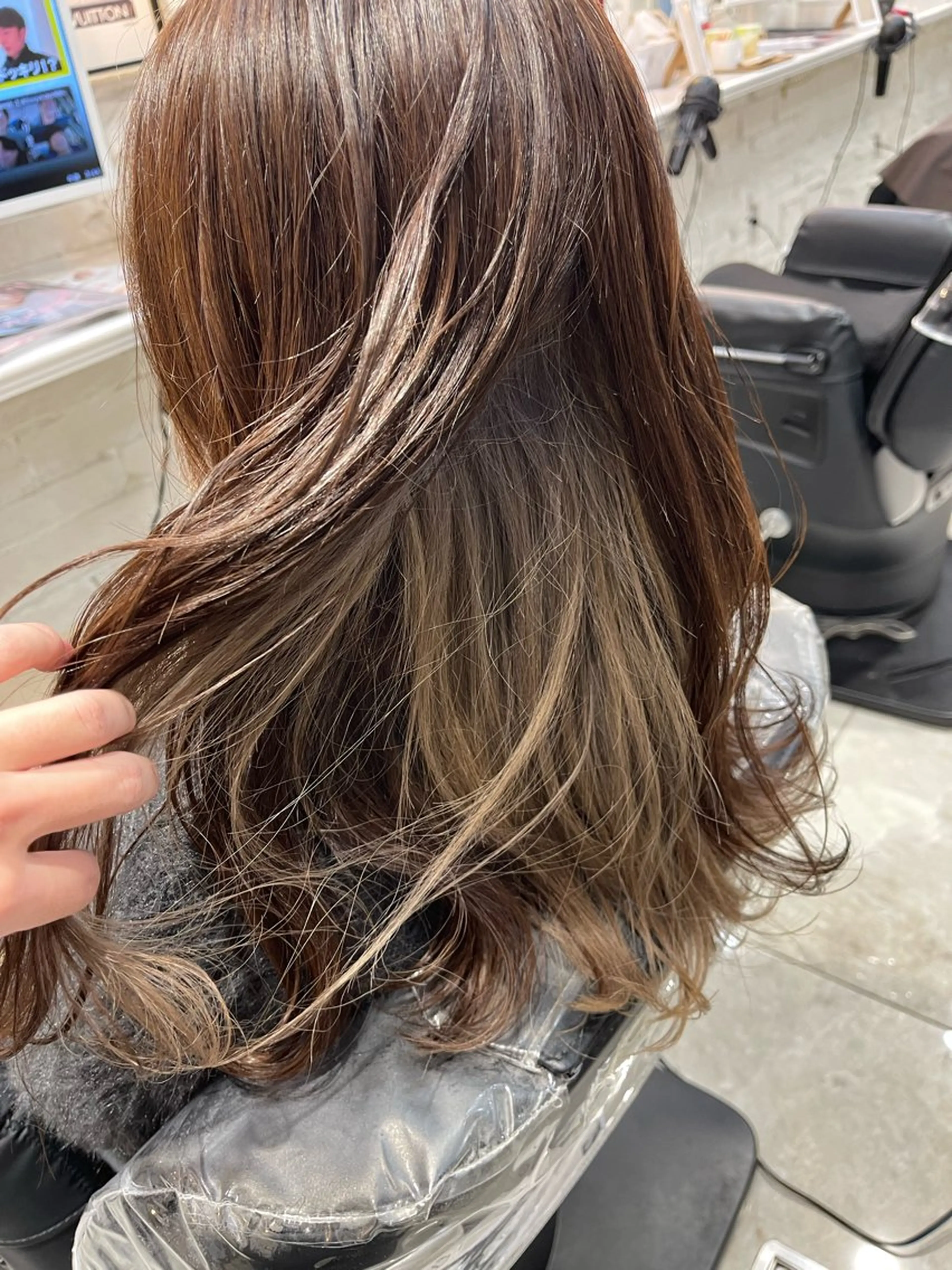 ロング 西野 蓮のヘアスタイル