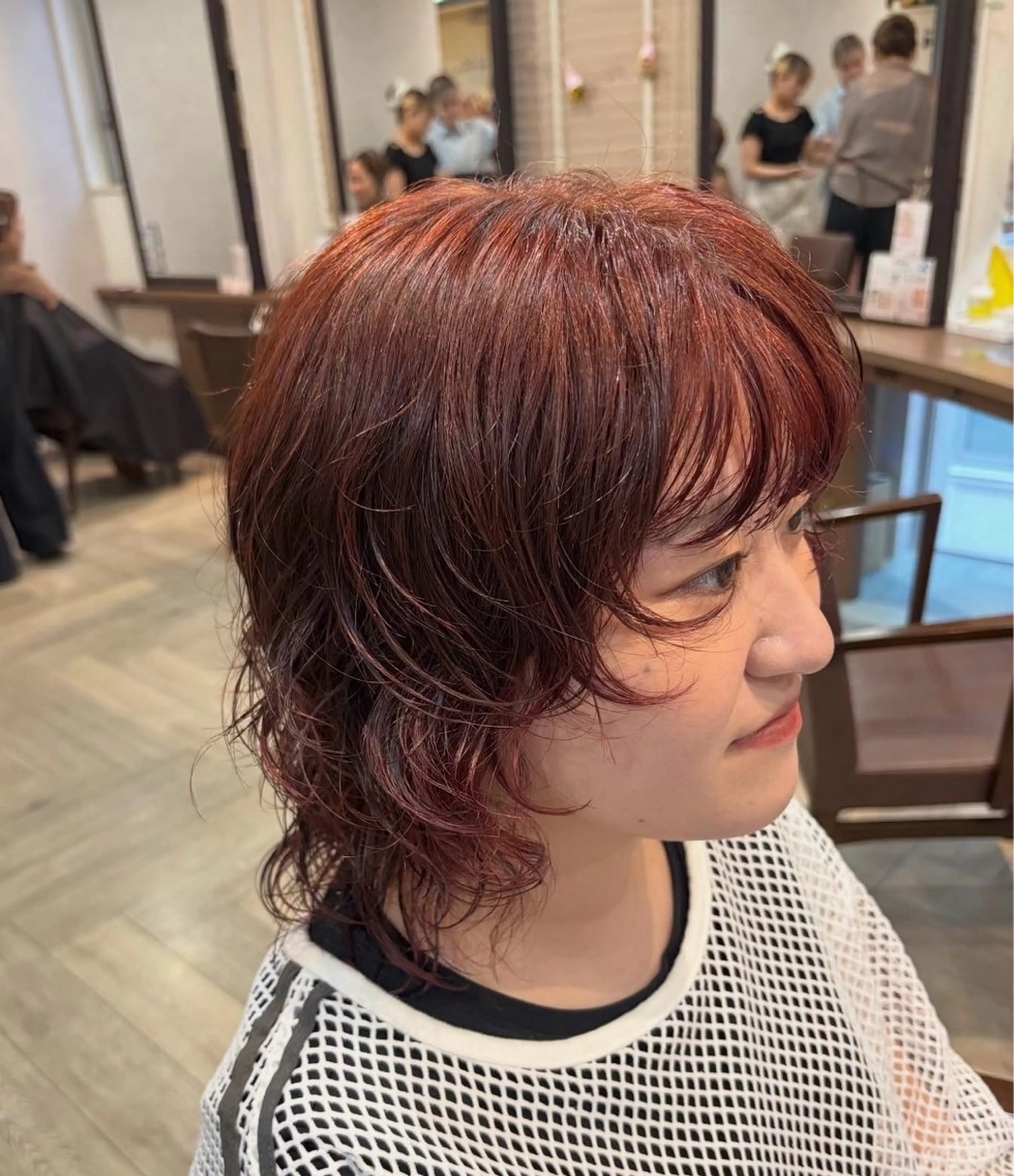 ミディアム パーマ enn 髪質改善🩷 曽根依咲のヘアスタイル