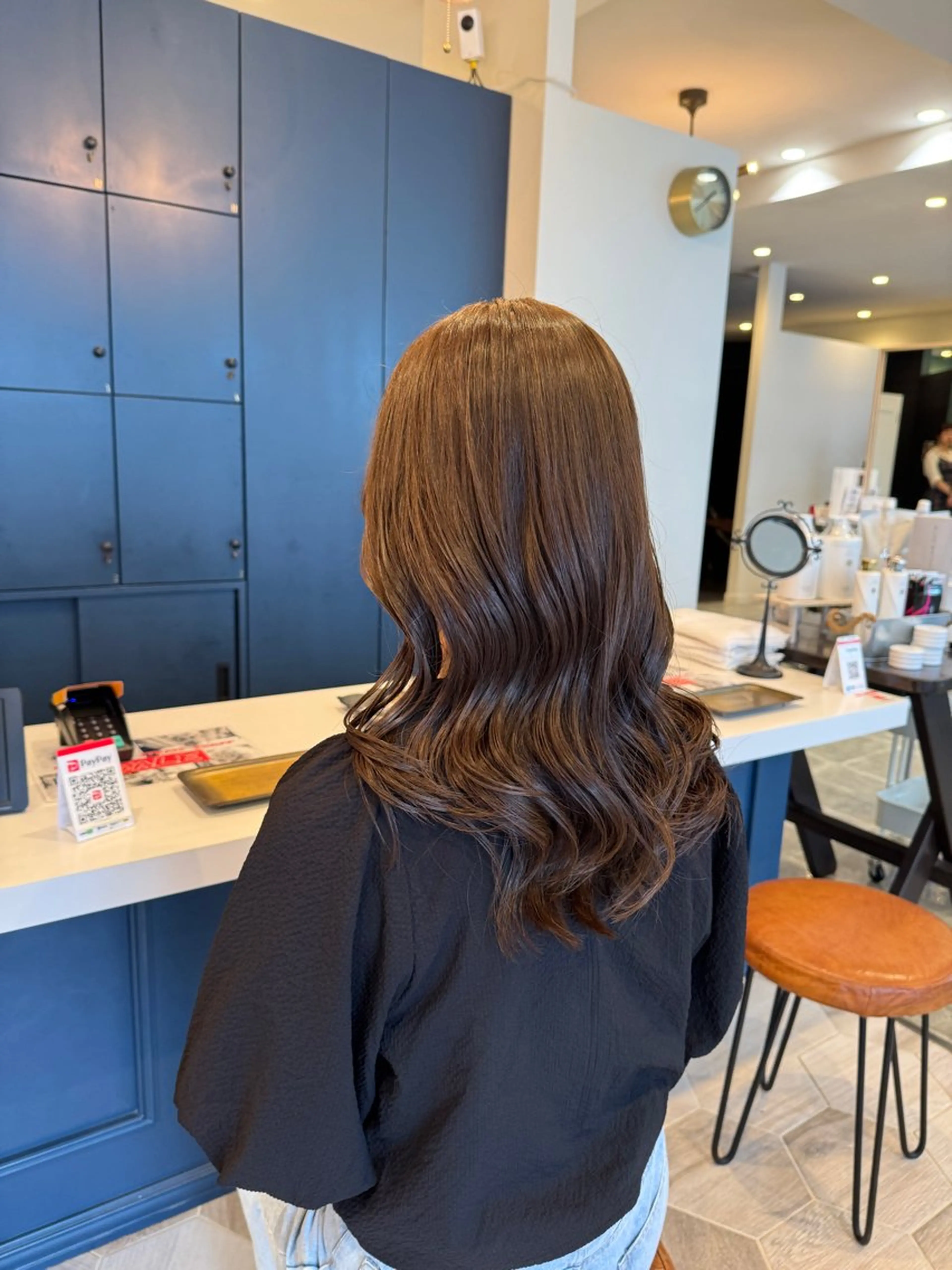 セミロング カラー ベージュカラー ブリーチ ブリーチなしカラー 仲野 亜由美のヘアスタイル